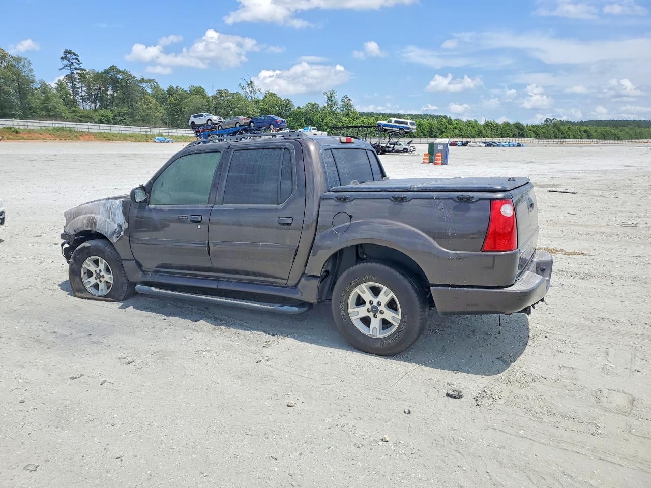 2005 Ford Explorer Sport Trac Черный vin: 1FMZU77K25UB60100
