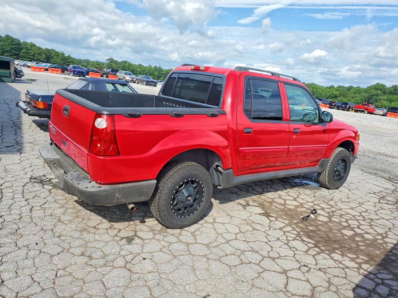 2005 Ford Explorer Sport Trac Red vin: 1FMZU77K35UA87884