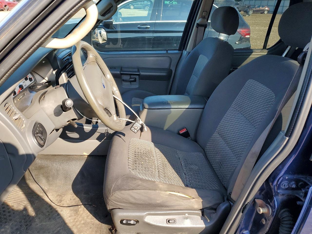 2005 Ford Explorer Blue vin: 1FMZU77K35UB56766