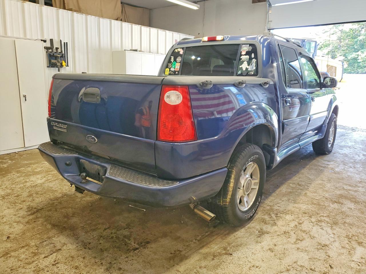 2004 Ford Explorer Sport Trac Blue vin: 1FMZU77K44UC07044