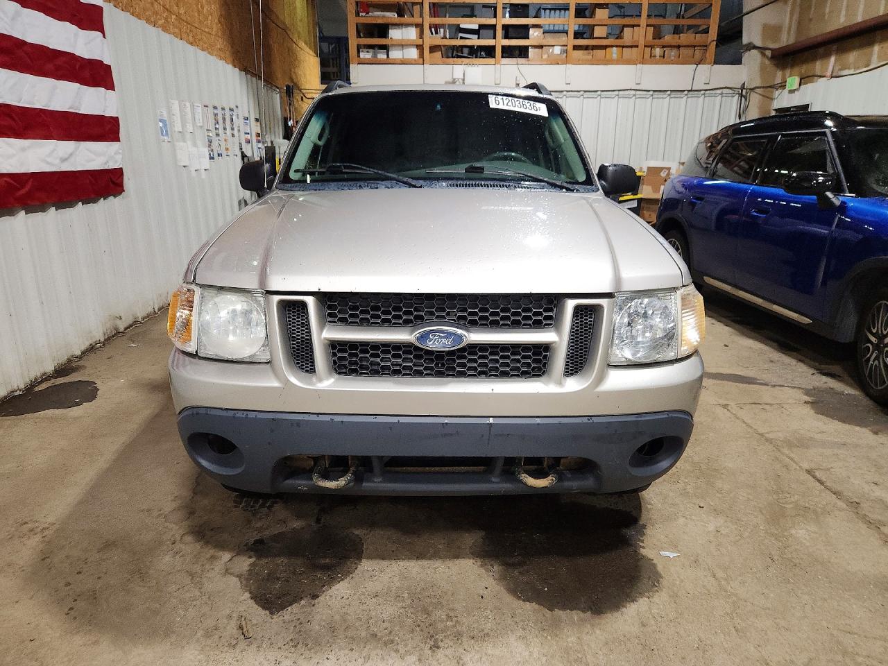 2005 Ford Explorer Sport Trac Silver vin: 1FMZU77K45UB74516