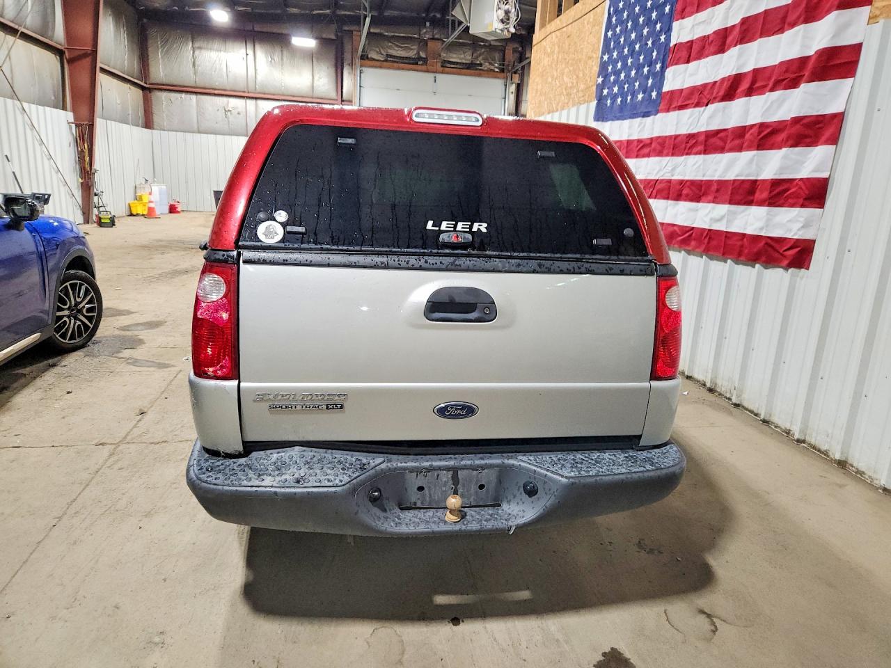 2005 Ford Explorer Sport Trac Silver vin: 1FMZU77K45UB74516