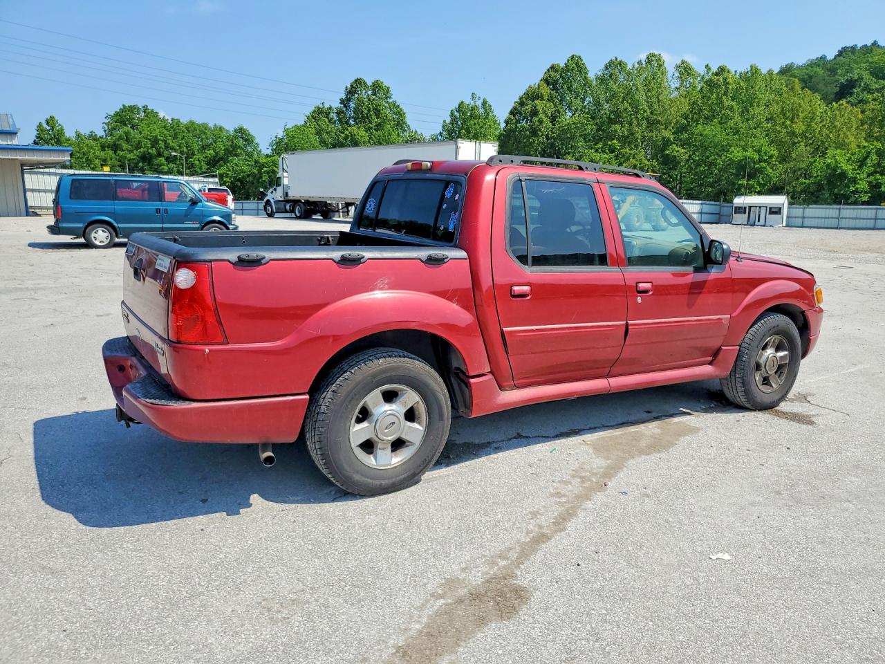 2004 Ford Explorer Sport Trac Red vin: 1FMZU77K64UB49888