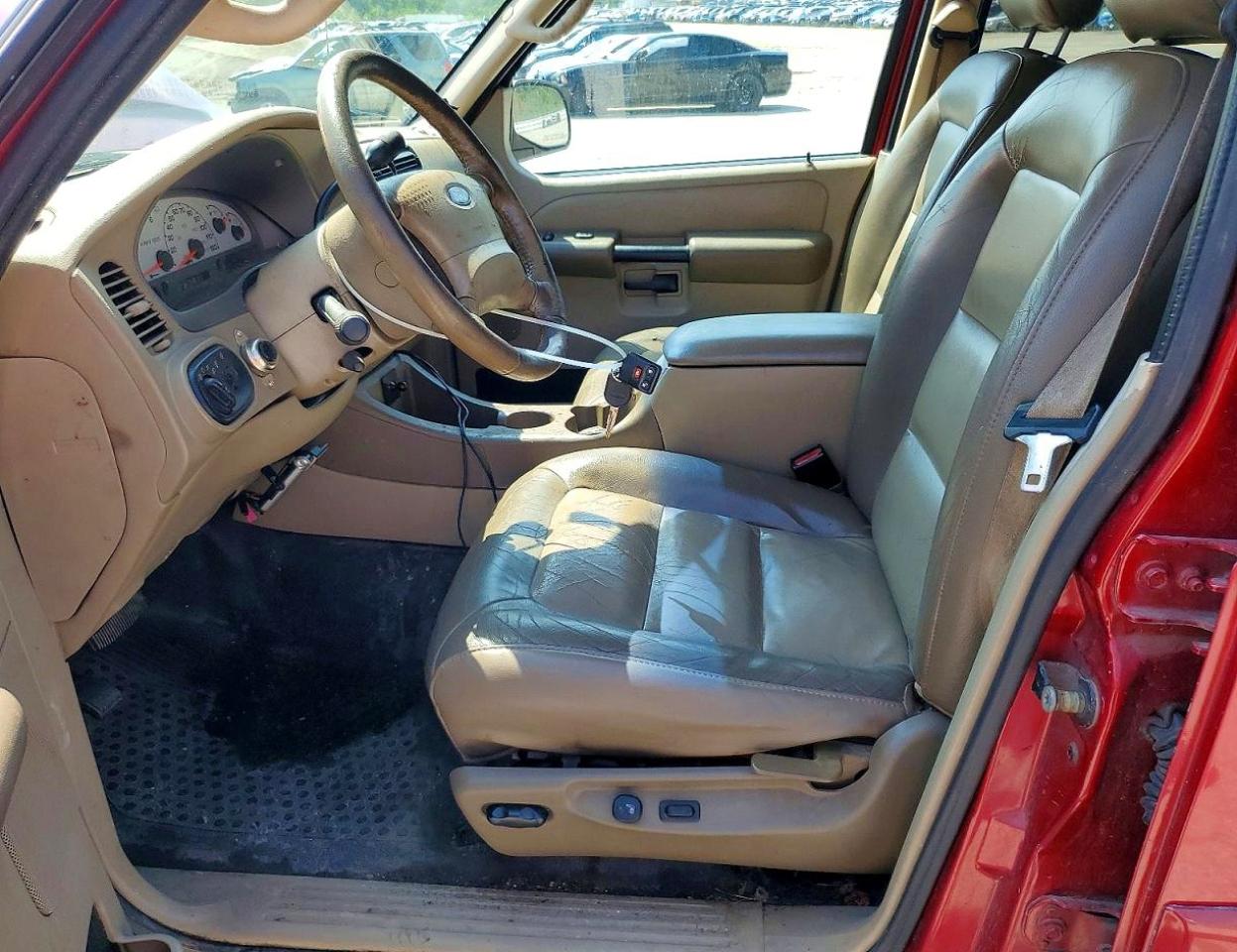 2004 Ford Explorer Sport Trac Red vin: 1FMZU77K64UB49888
