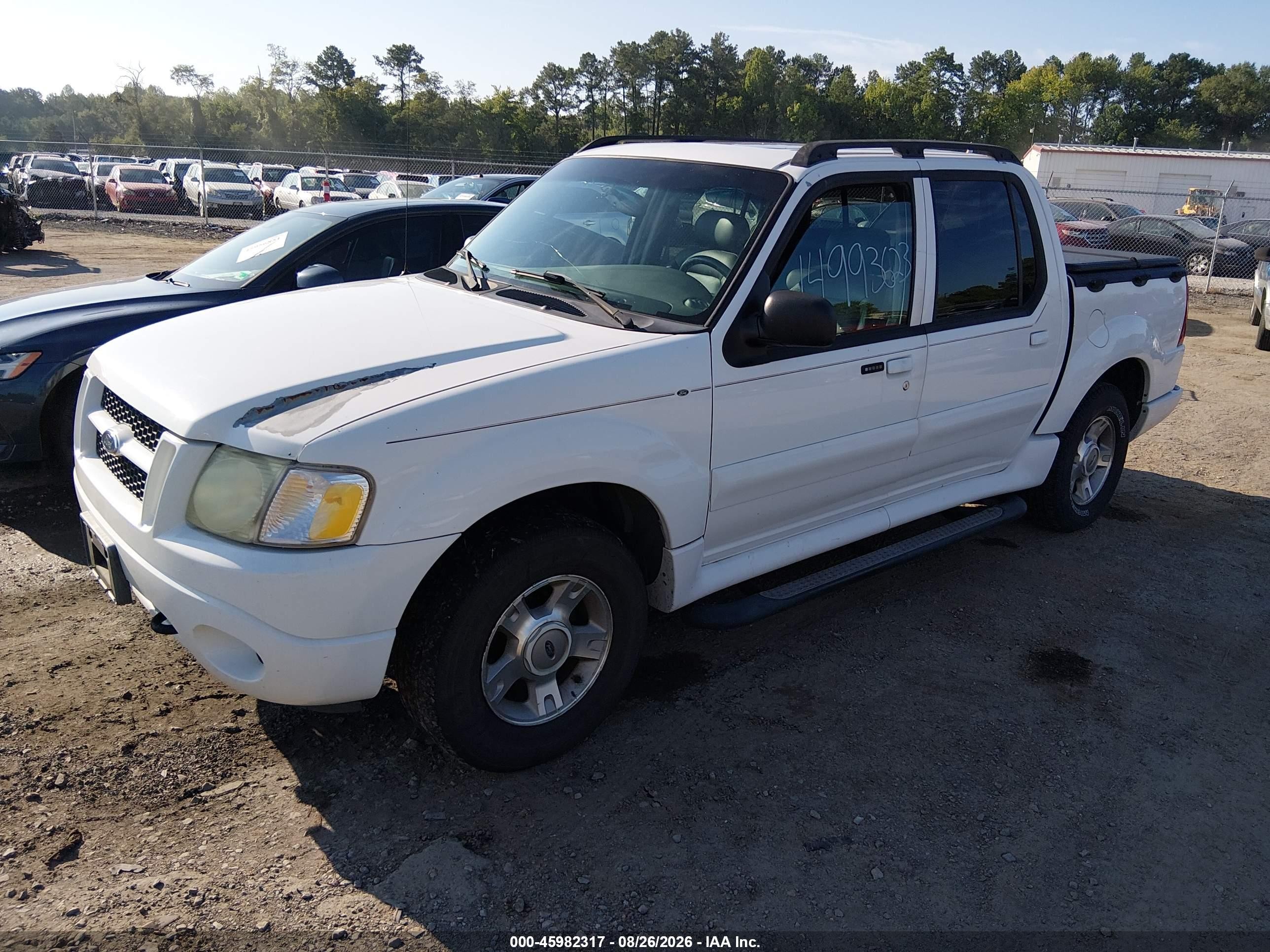 2004 Ford Explorer Sport Trac Adrenalin/xls/xlt White vin: 1FMZU77K74UC29748