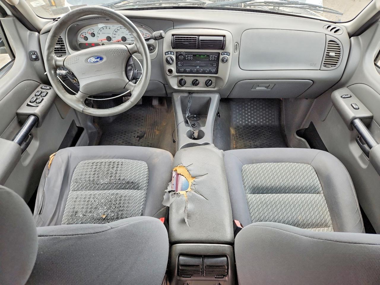 2004 Ford Explorer Sport Trac White vin: 1FMZU77KX4UB69710