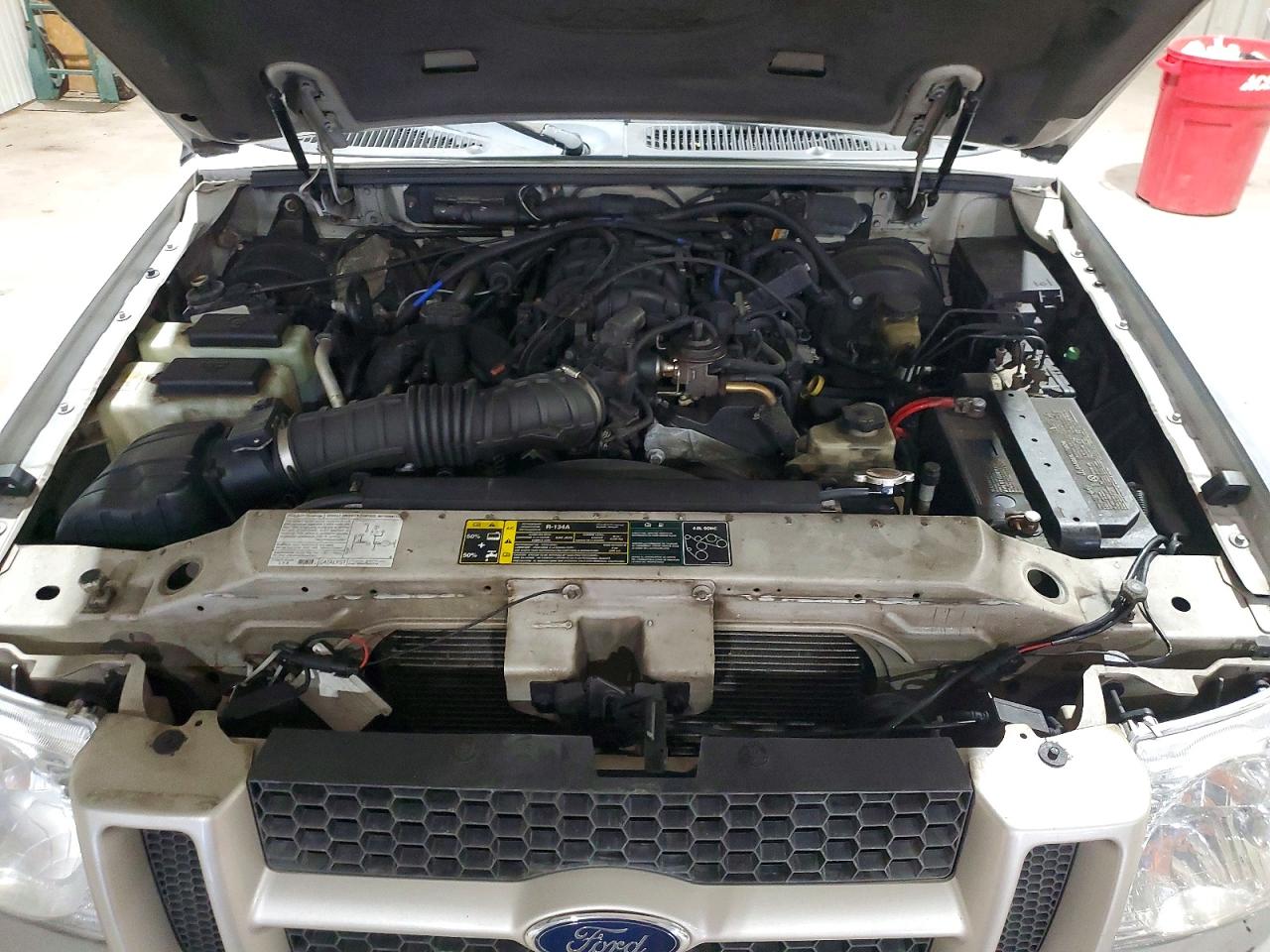 2004 Ford Explorer Sport Trac Beige vin: 1FMZU77KX4UC29579