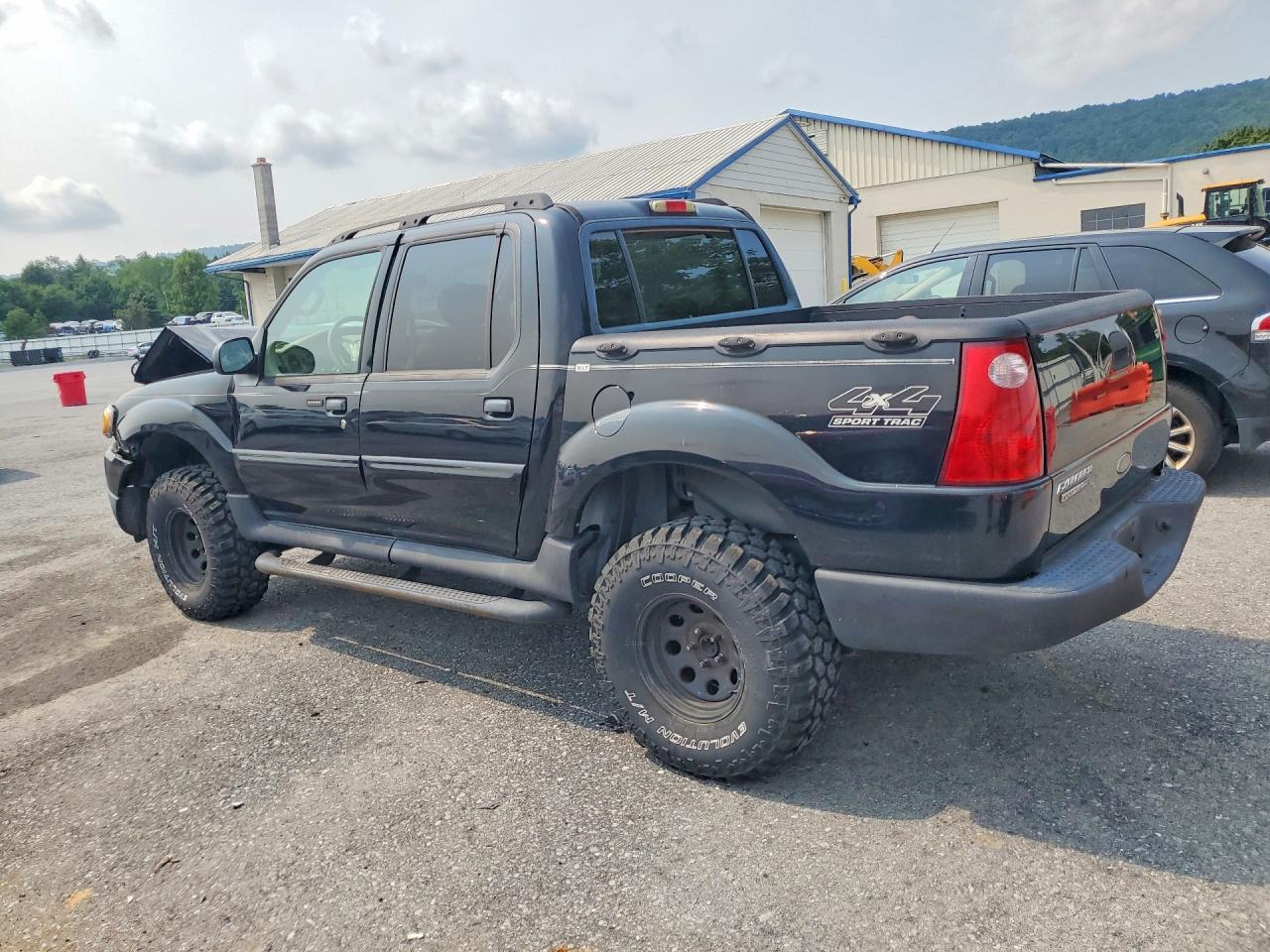 2005 Ford Explorer Sport Trac Black vin: 1FMZU77KX5UB67909
