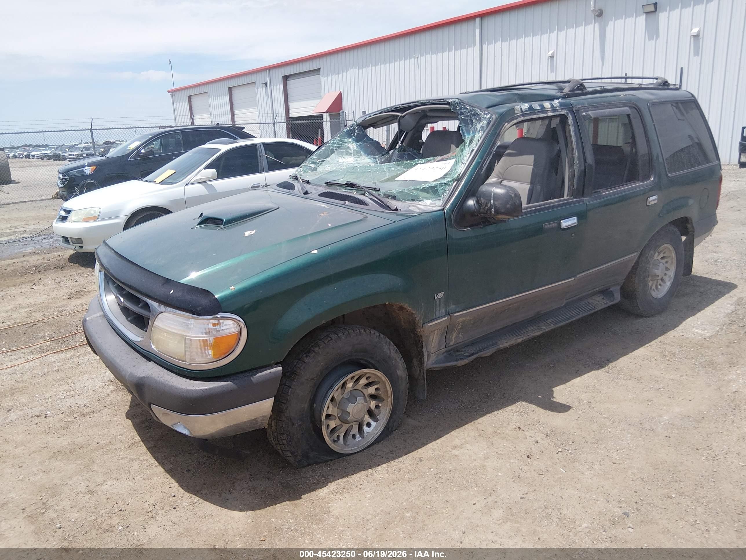 2000 Ford Explorer Xlt Green vin: 1FMZU83P1YZA73092