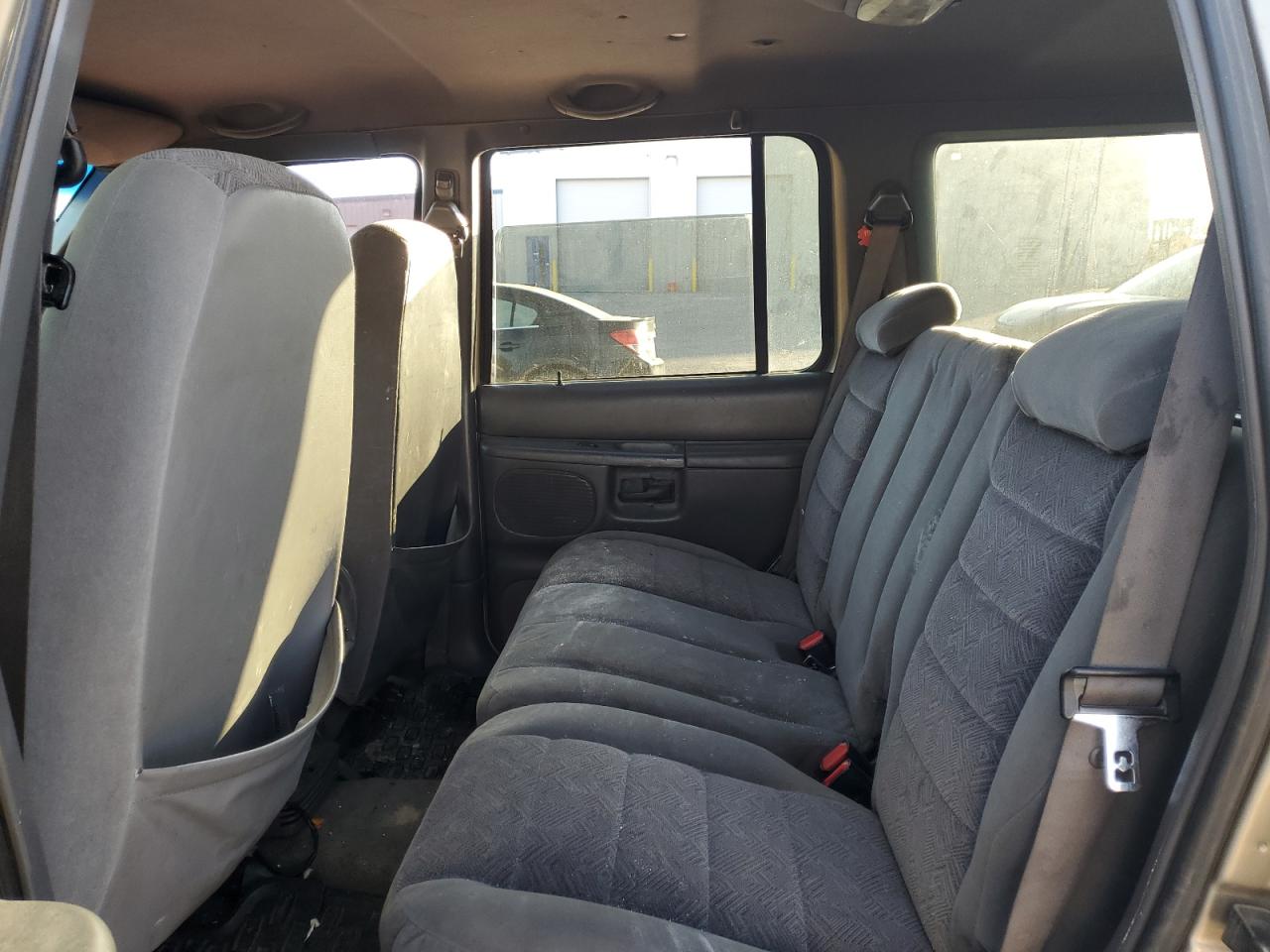 2001 Ford Explorer Xlt Tan vin: 1FMZU83P81ZA74858
