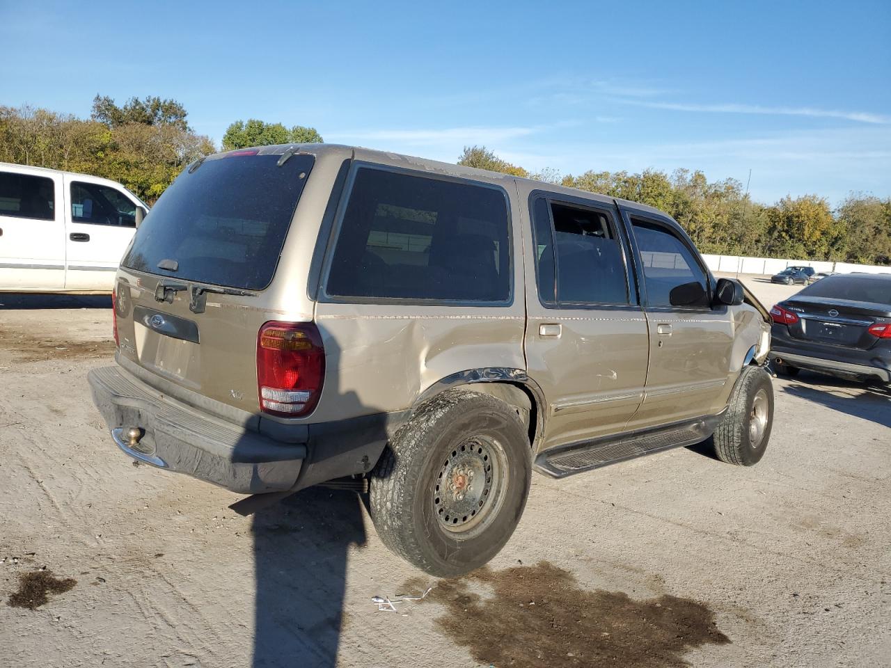 2001 Ford Explorer Xlt Tan vin: 1FMZU83P81ZA74858