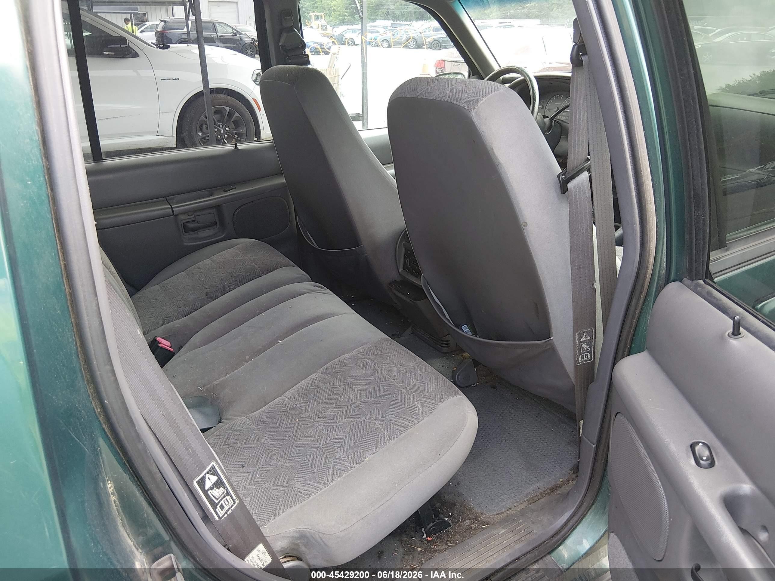 2001 Ford Explorer Xlt Green vin: 1FMZU83P91ZA37088