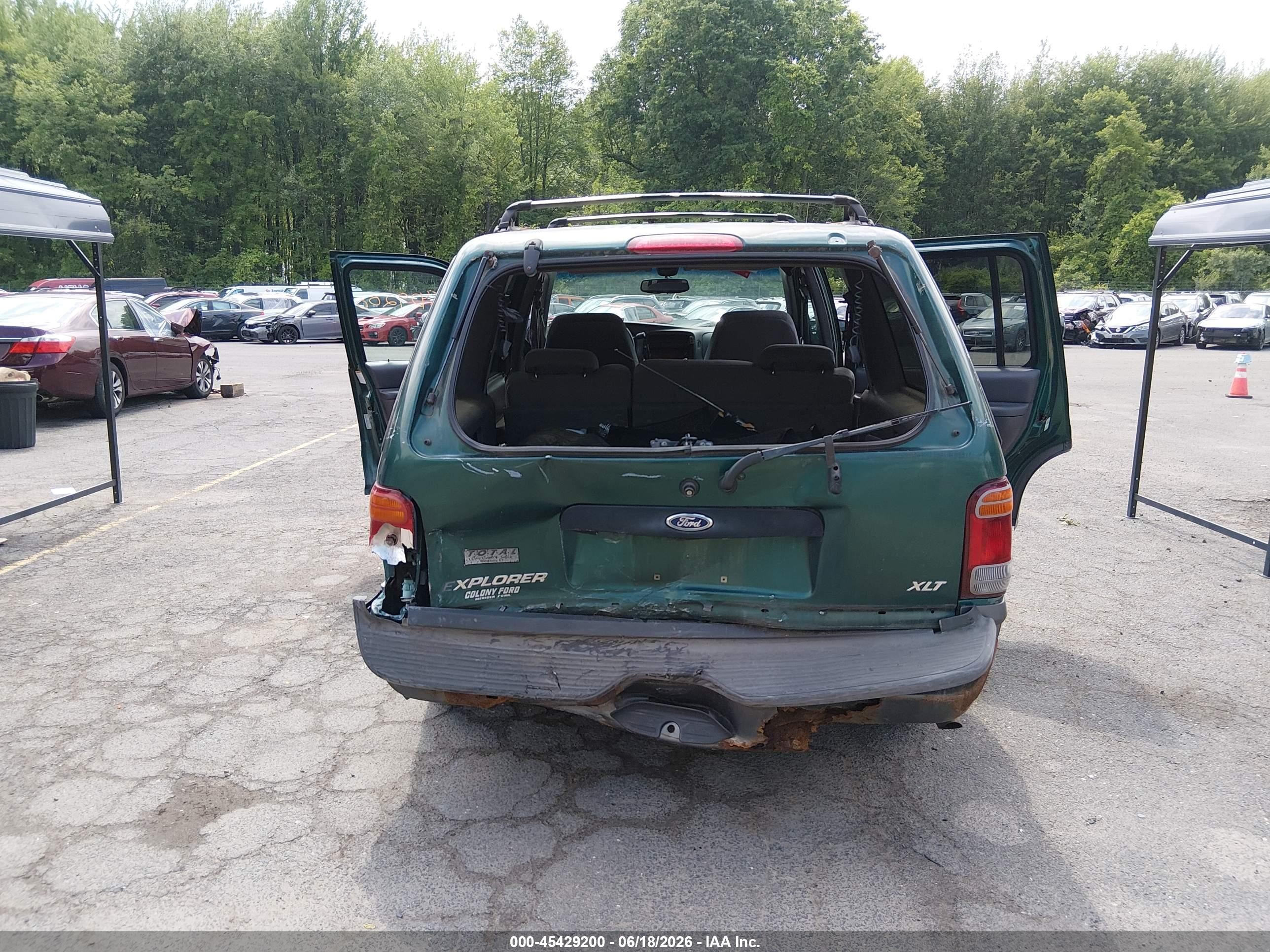 2001 Ford Explorer Xlt Green vin: 1FMZU83P91ZA37088