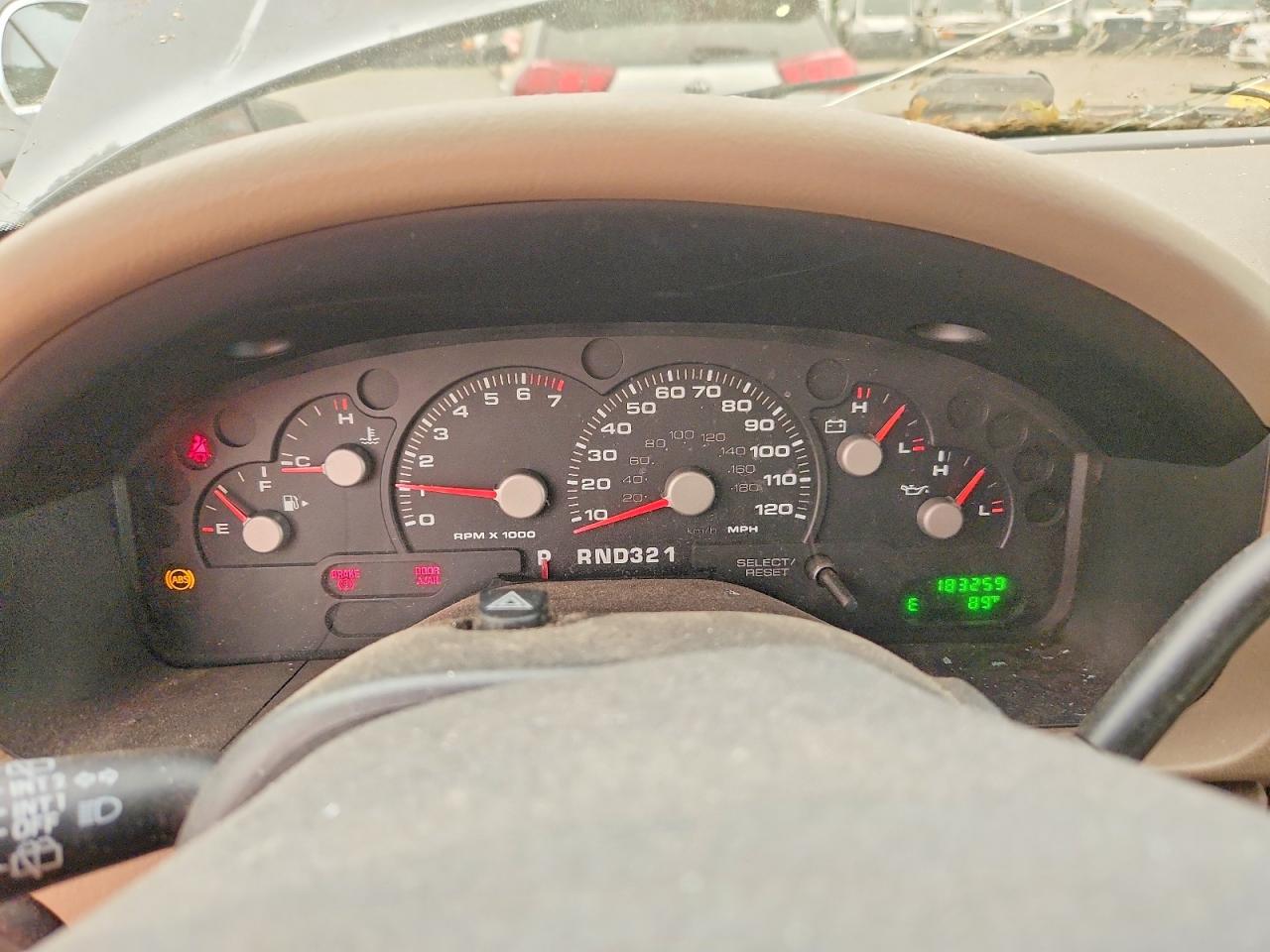 2004 Ford Explorer Xlt Зеленый vin: 1FMZU83WX4UA84350
