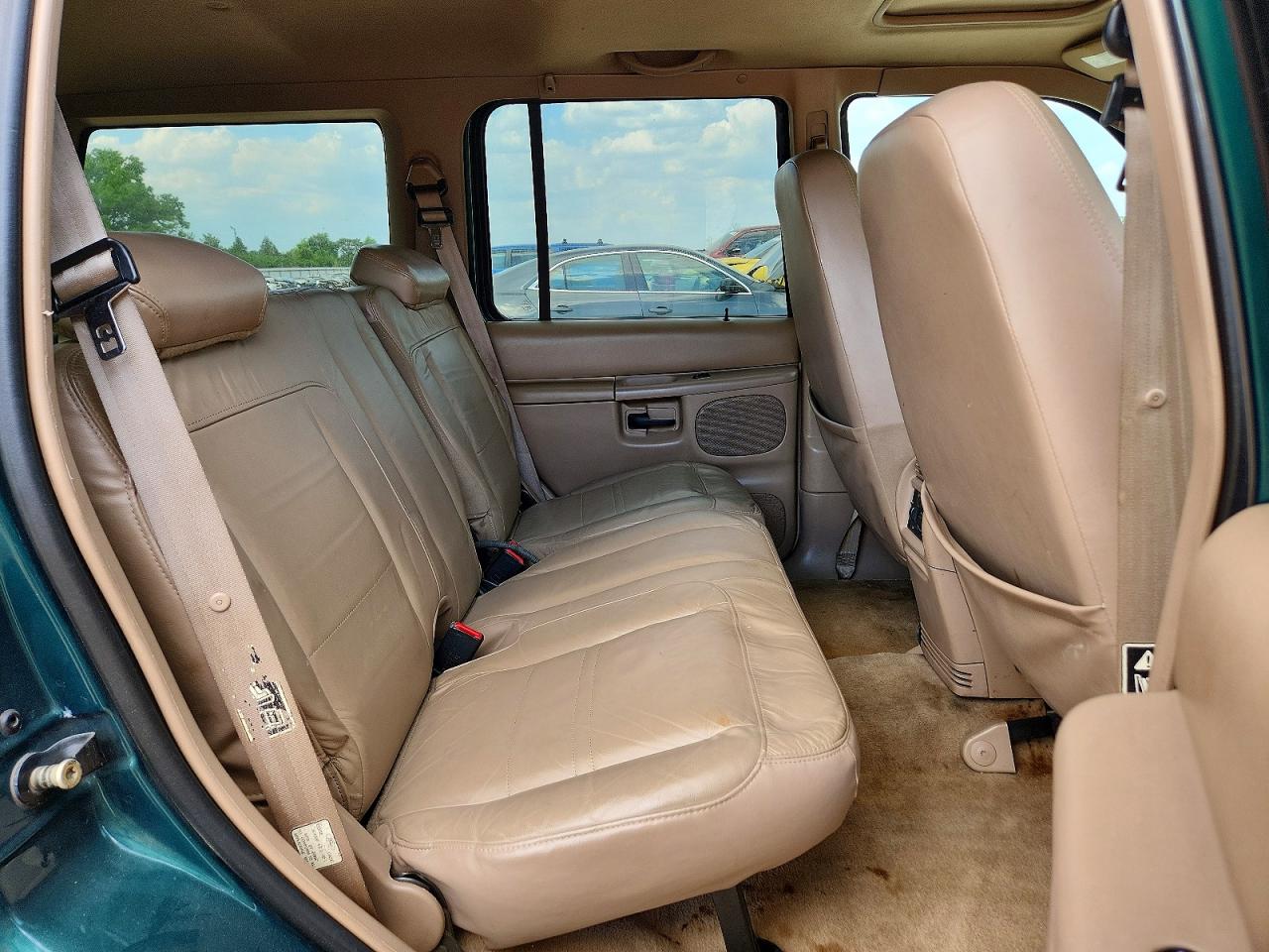 2001 Ford Explorer Eddie Bauer Green vin: 1FMZU84P61ZA73402