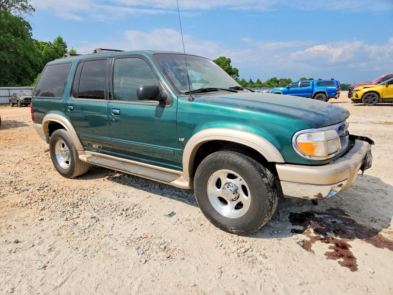 2001 Ford Explorer Eddie Bauer Green vin: 1FMZU84P61ZA73402