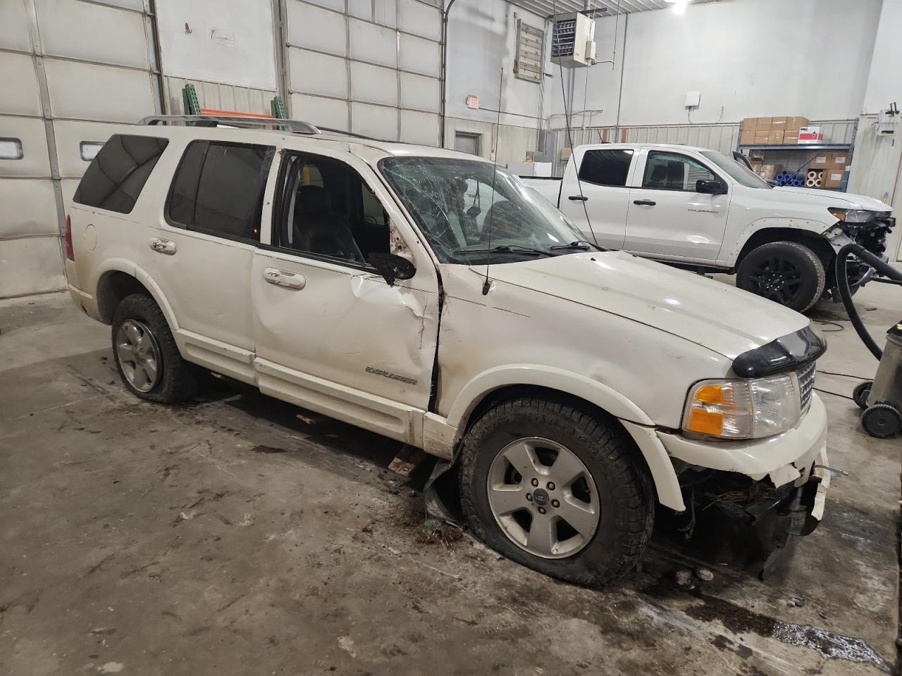 2004 Ford Explorer Limited White vin: 1FMZU85W64ZB05632