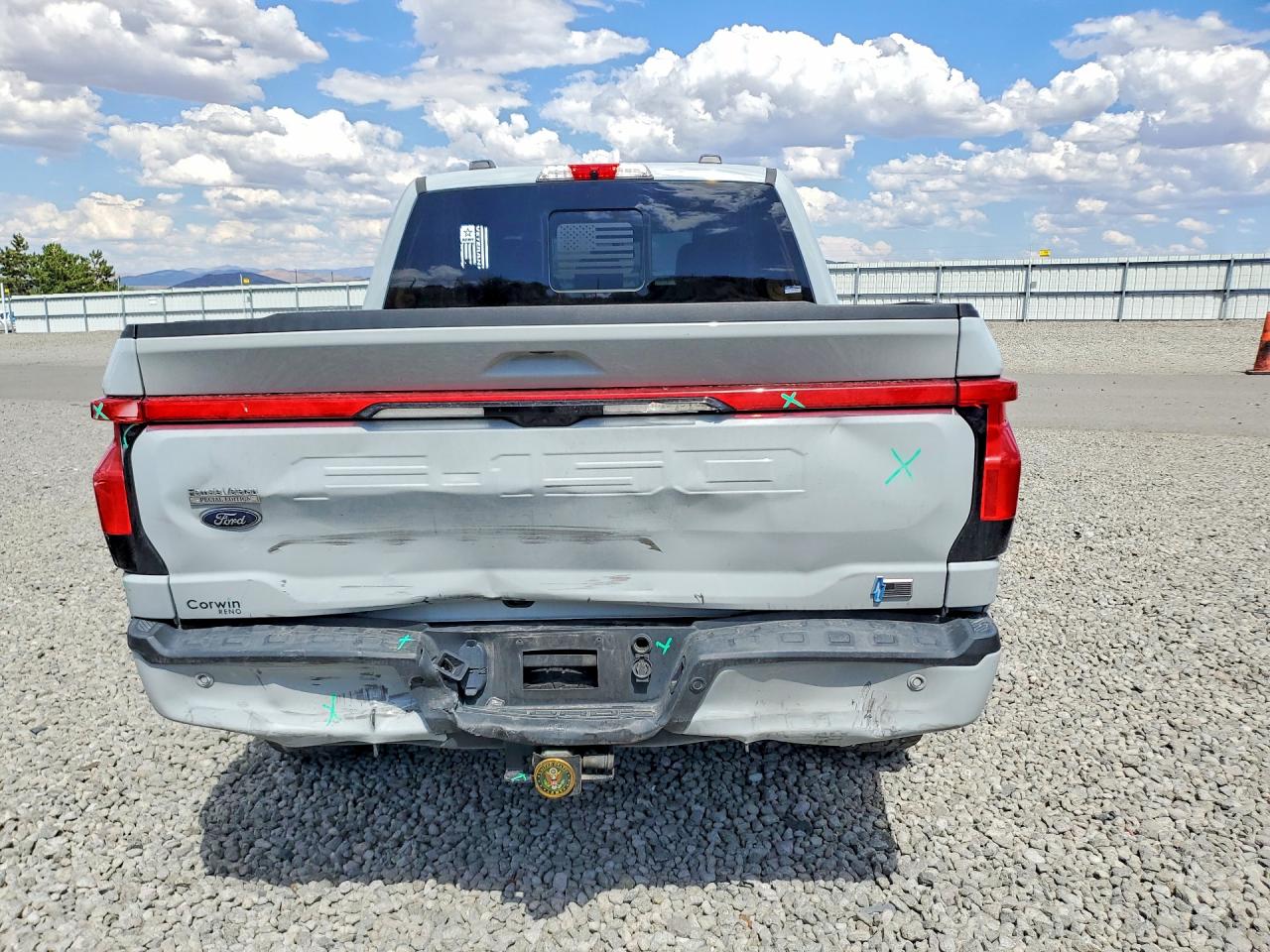 2023 Ford F150 Lightning Pro White vin: 1FT6W1EV2PWG26420