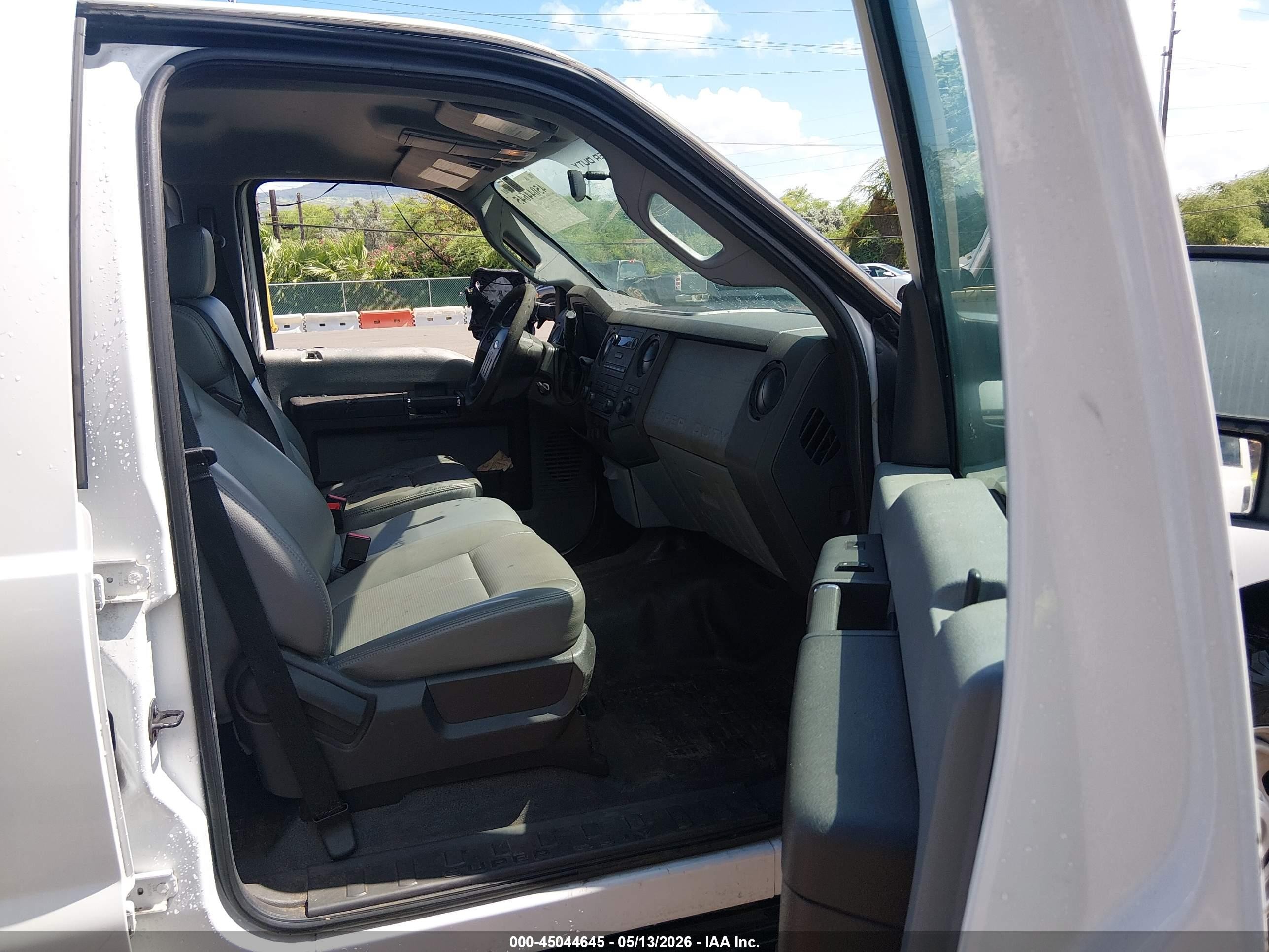 2012 Ford F-250 Xl White vin: 1FT7W2A60CED09261