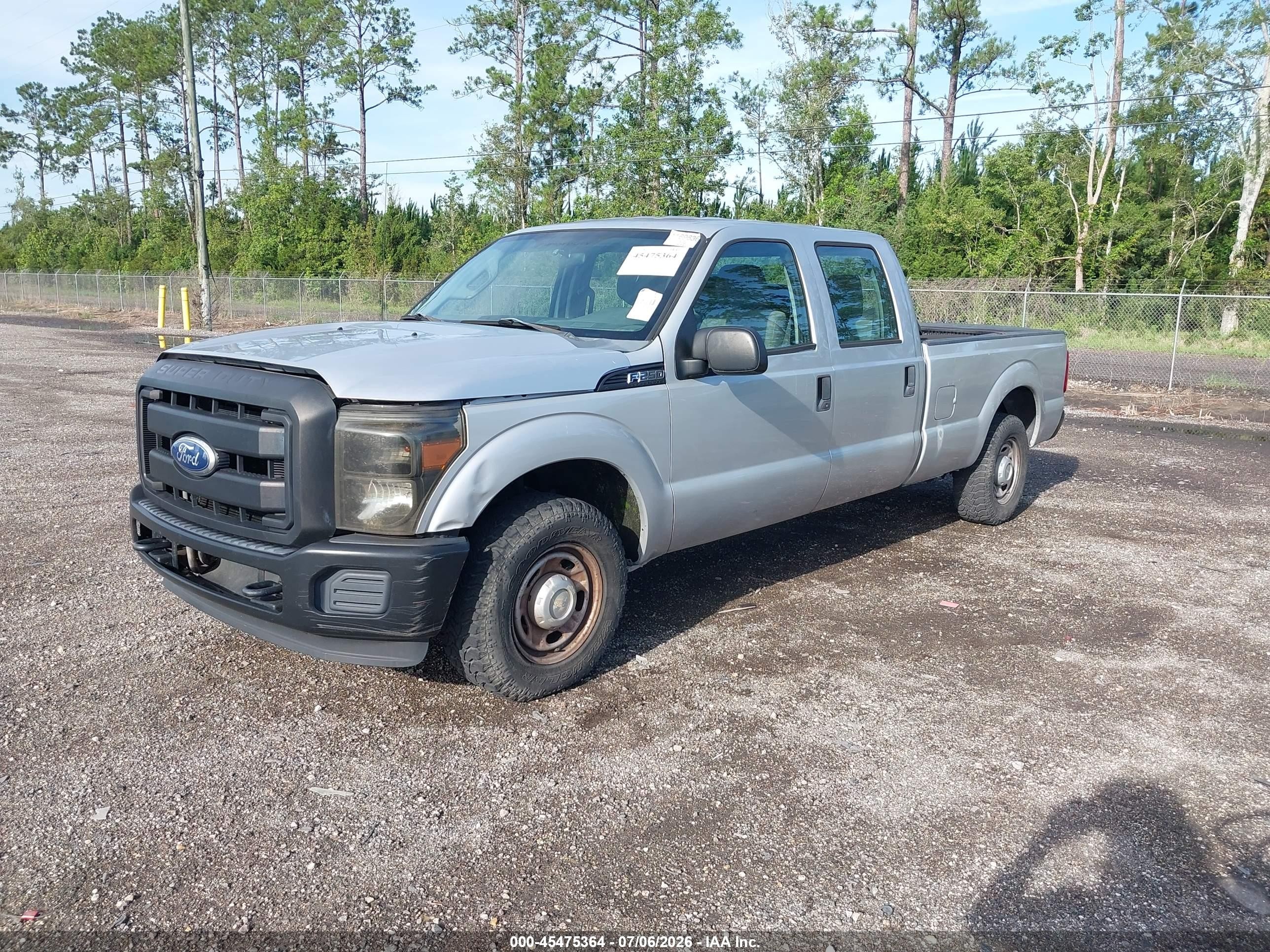 2011 Ford Super Duty F-250 Srw   Silver vin: 1FT7W2A61BEA65005