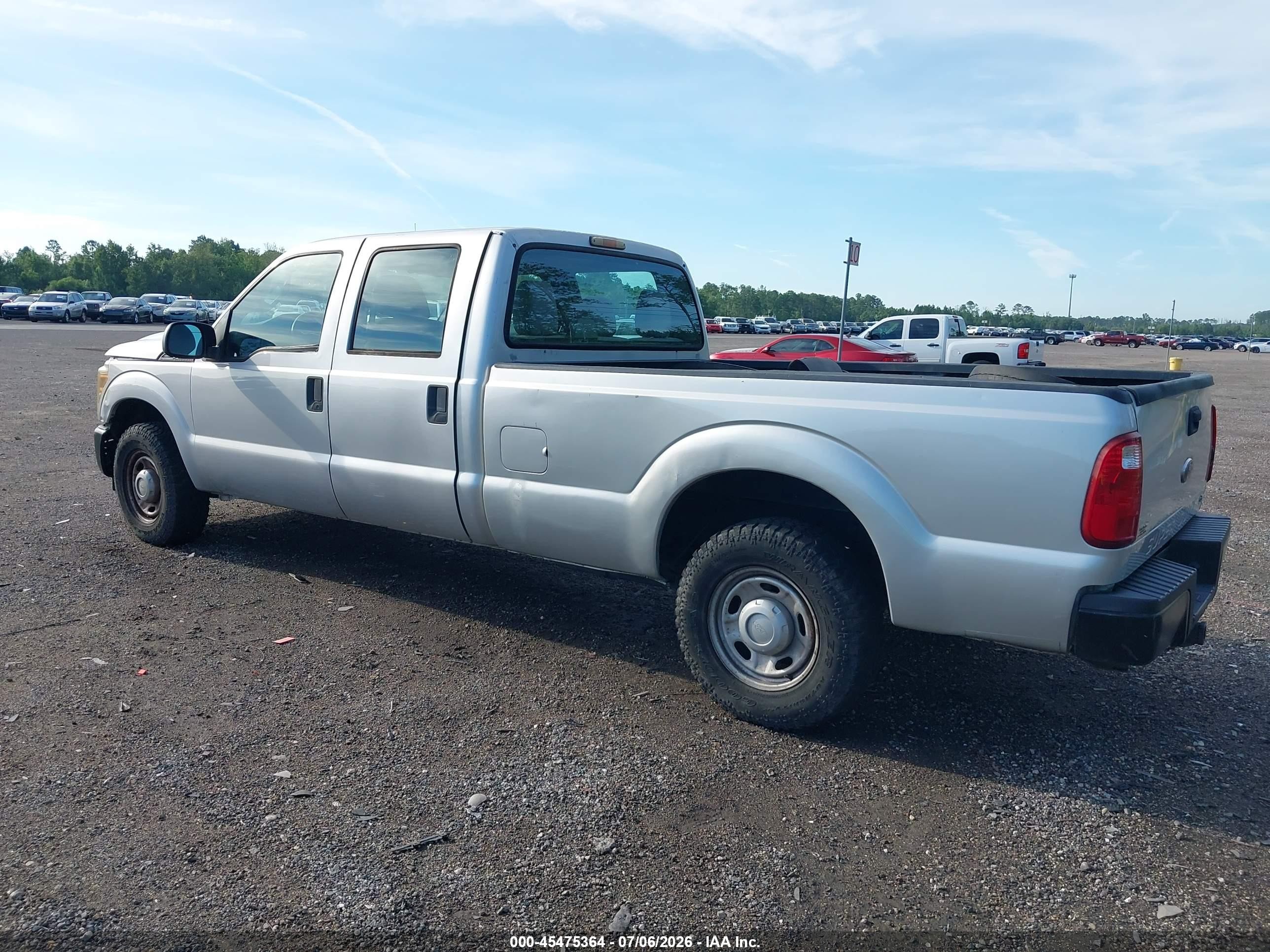 2011 Ford Super Duty F-250 Srw   Silver vin: 1FT7W2A61BEA65005
