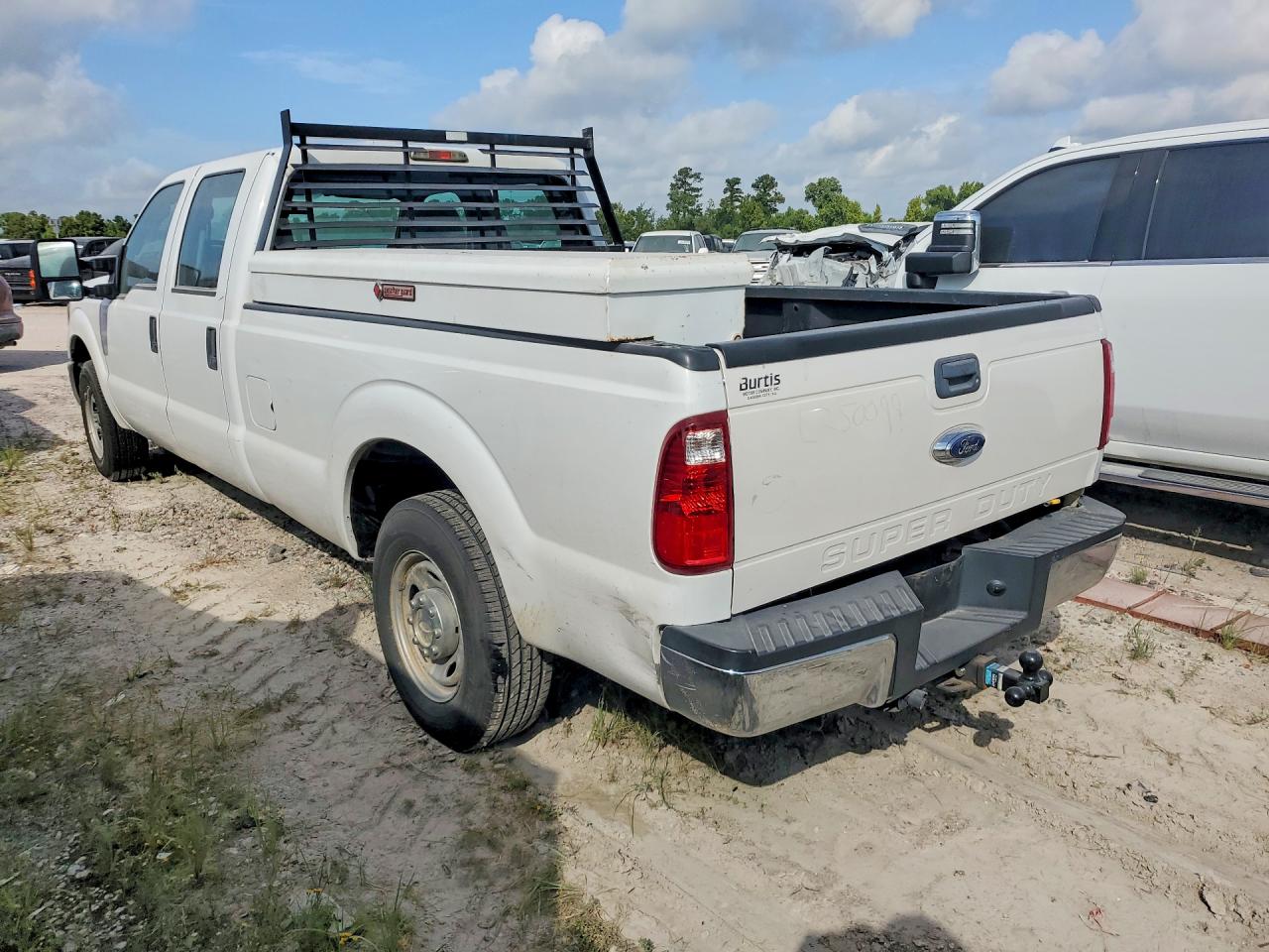 2014 Ford F250 Super Duty White vin: 1FT7W2A61EEA17458