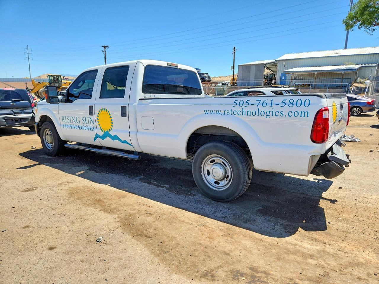 2015 Ford F250 Super Duty White vin: 1FT7W2A62FED57588