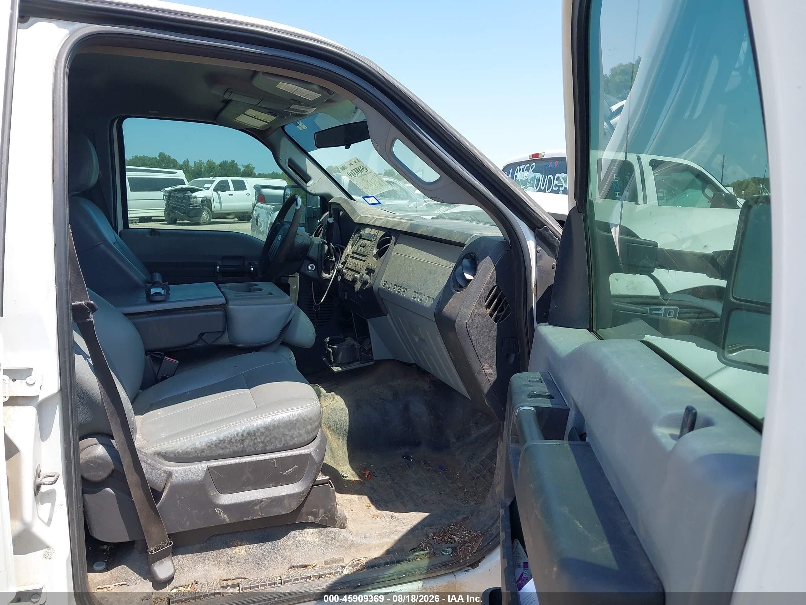 2012 Ford F-250 Xl White vin: 1FT7W2A63CEA82132