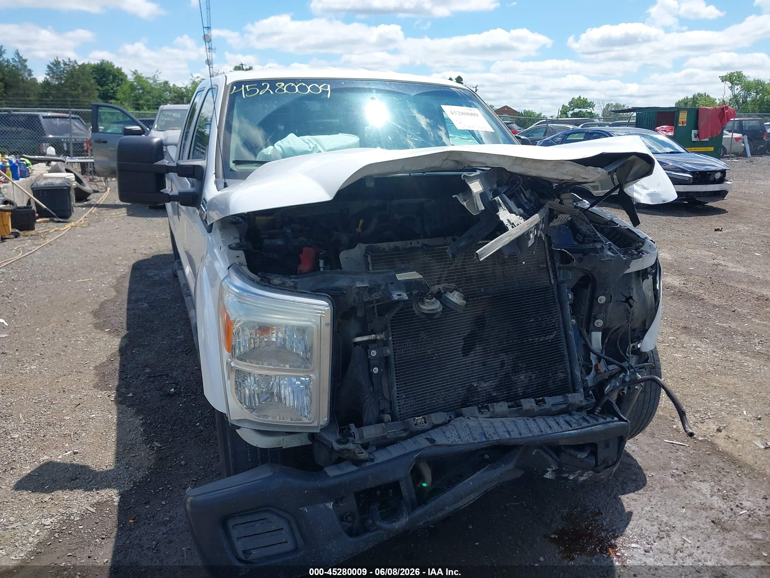 2015 Ford F-250 Xl Белый vin: 1FT7W2A63FEC08641