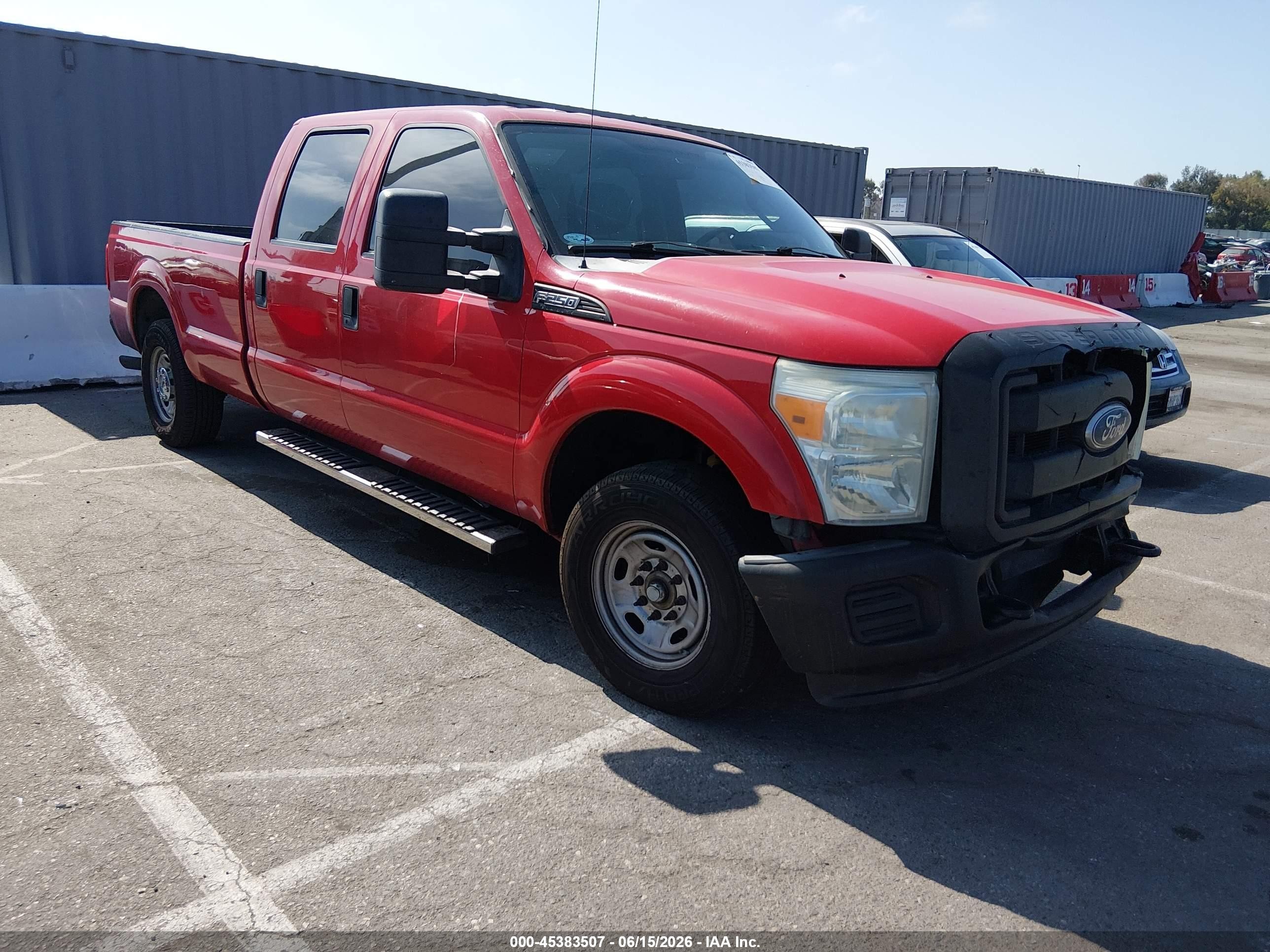 2011 Ford F-250 Xl Red vin: 1FT7W2A65BEA08516