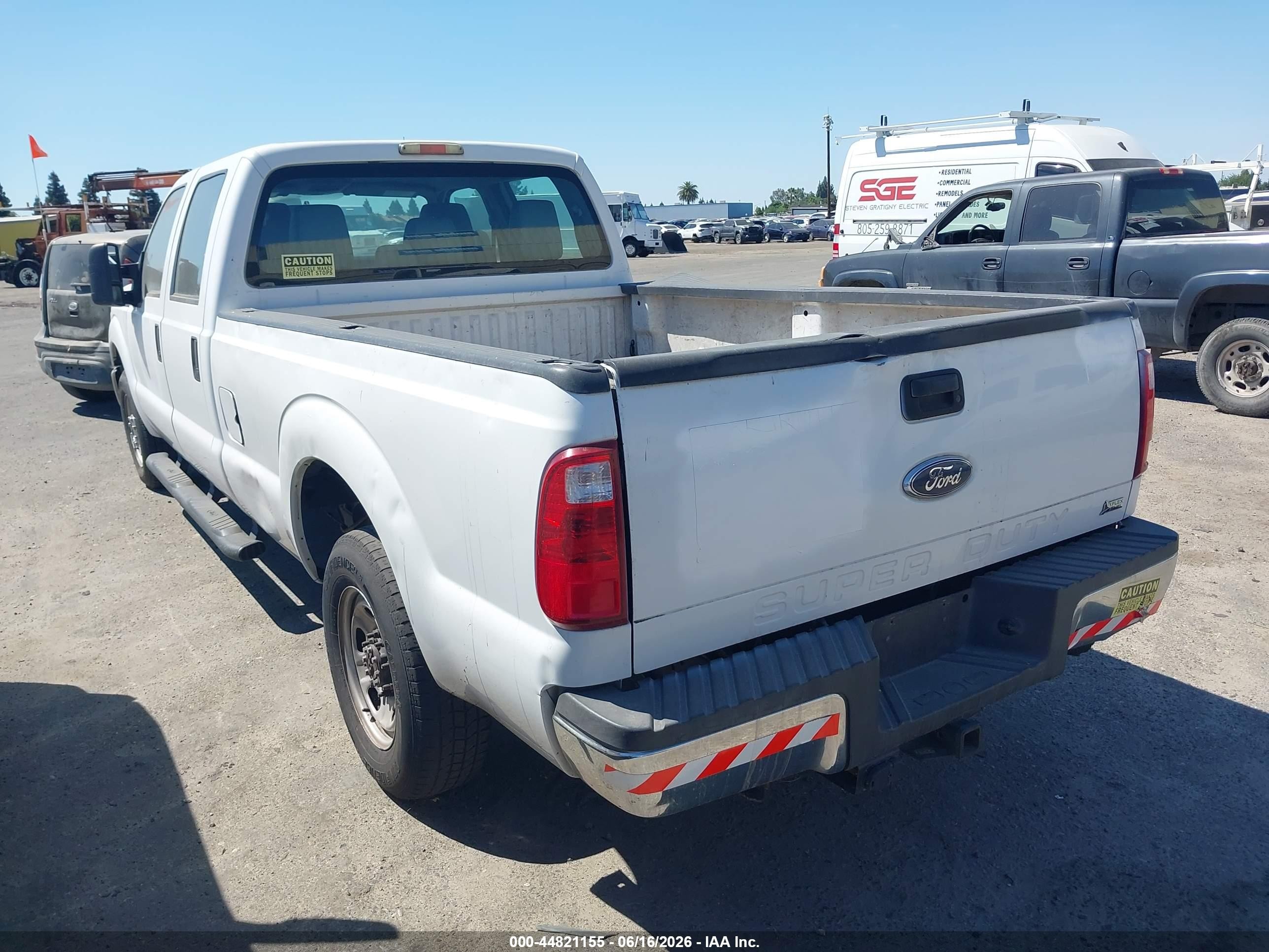 2011 Ford F-250 Xl White vin: 1FT7W2A66BEA21792