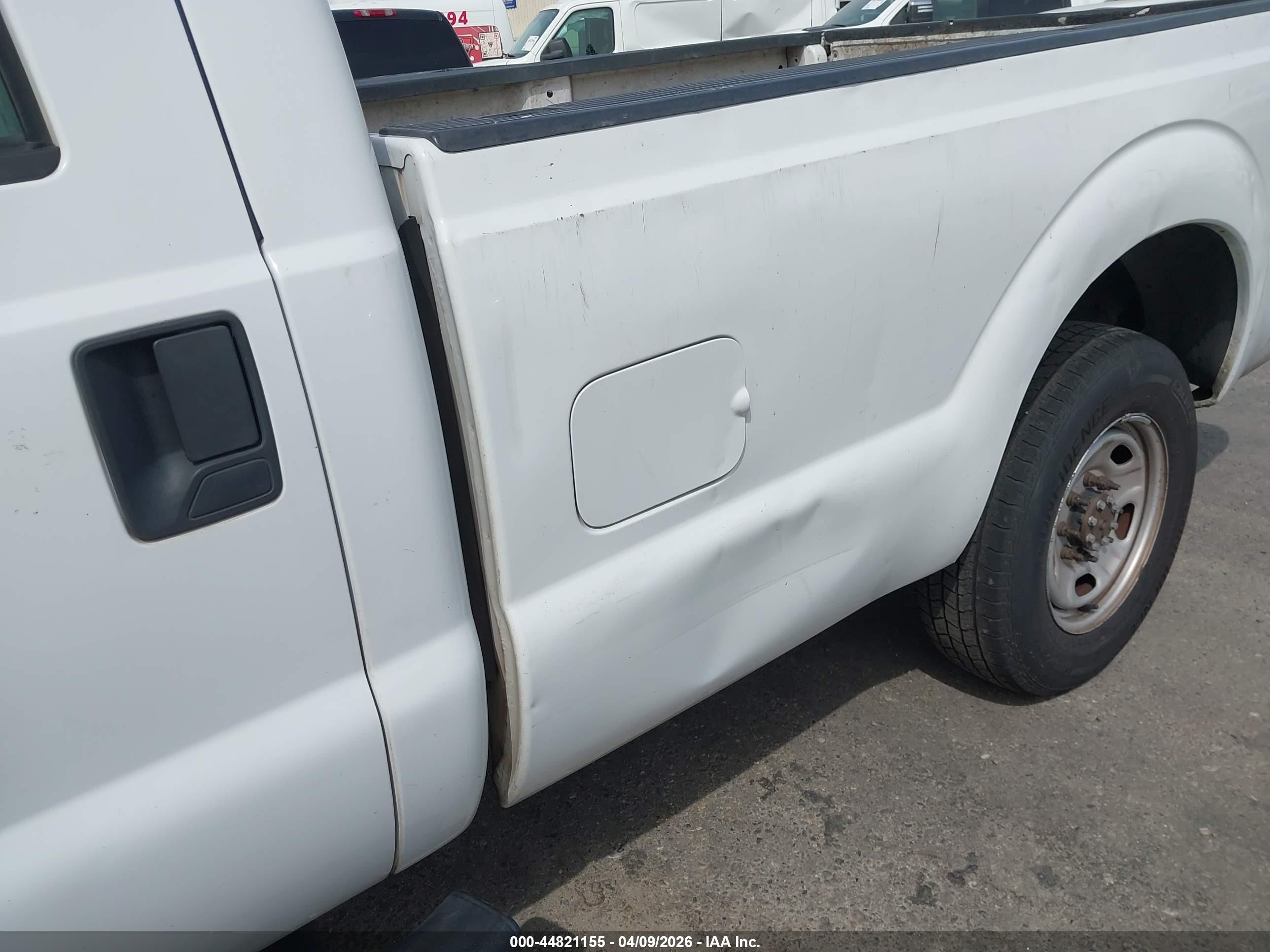 2011 Ford F-250 Xl White vin: 1FT7W2A66BEA21792