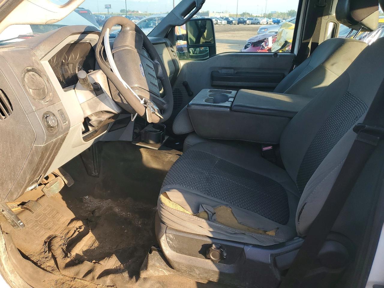 2011 Ford F250 Super Duty Белый vin: 1FT7W2A66BEC22141