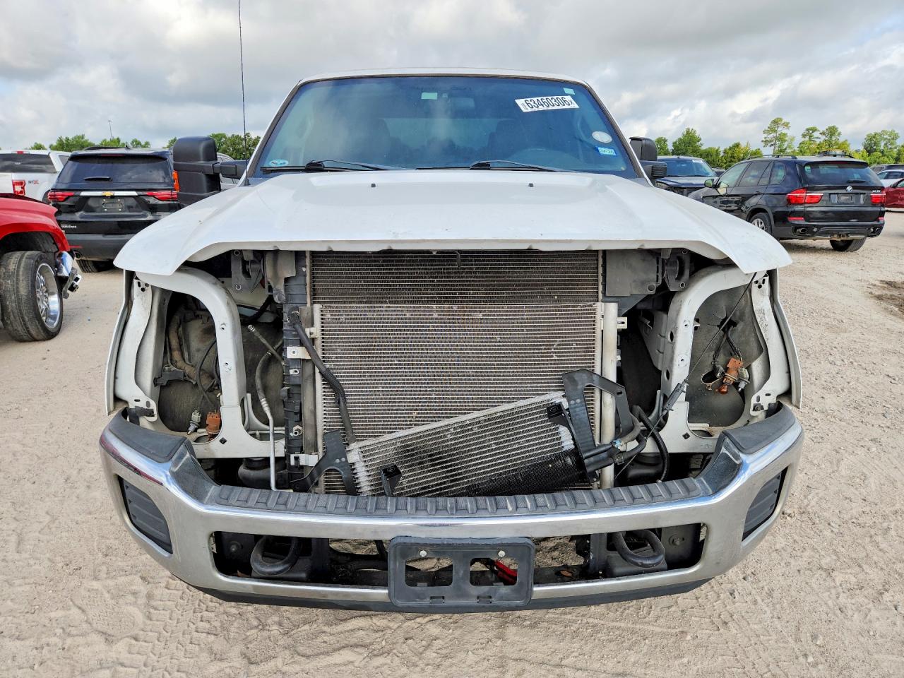 2015 Ford F250 Super Duty White vin: 1FT7W2A66FEC78537