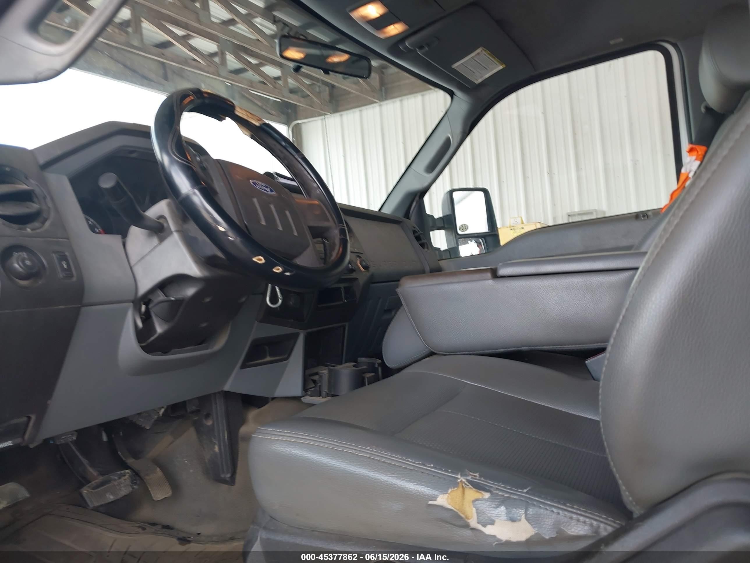 2011 Ford Super Duty F-250 Srw Xl White vin: 1FT7W2A67BEB41374