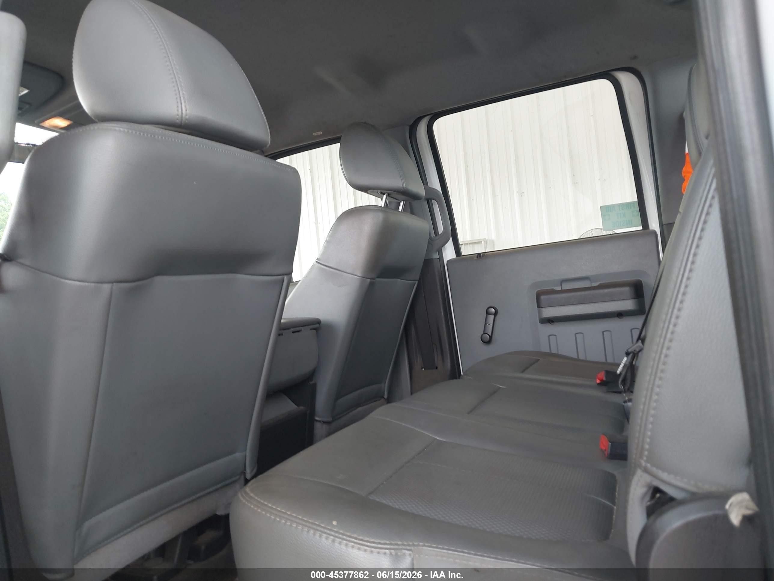 2011 Ford Super Duty F-250 Srw Xl White vin: 1FT7W2A67BEB41374