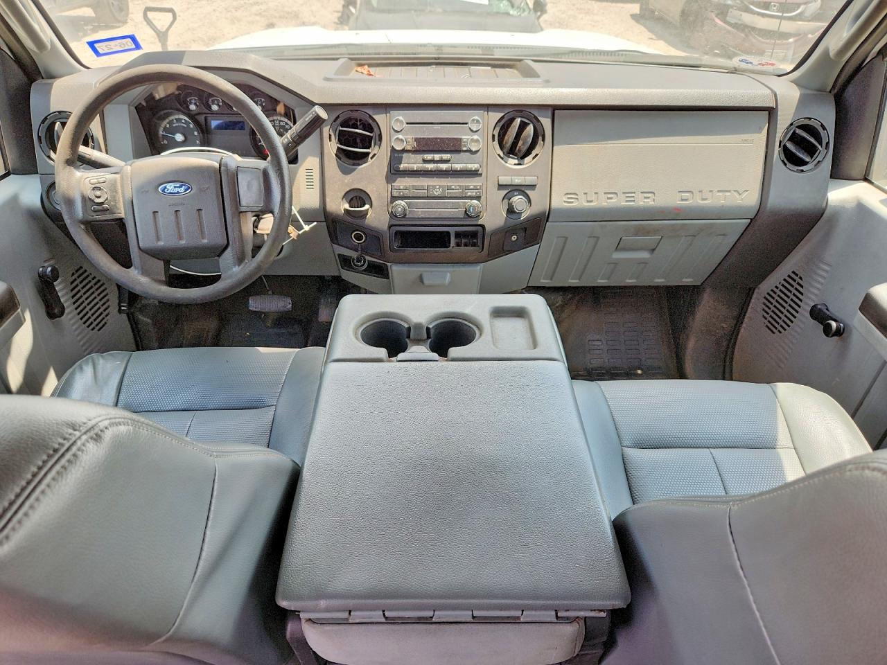 2015 Ford F250 Super Duty White vin: 1FT7W2A67FEB68547