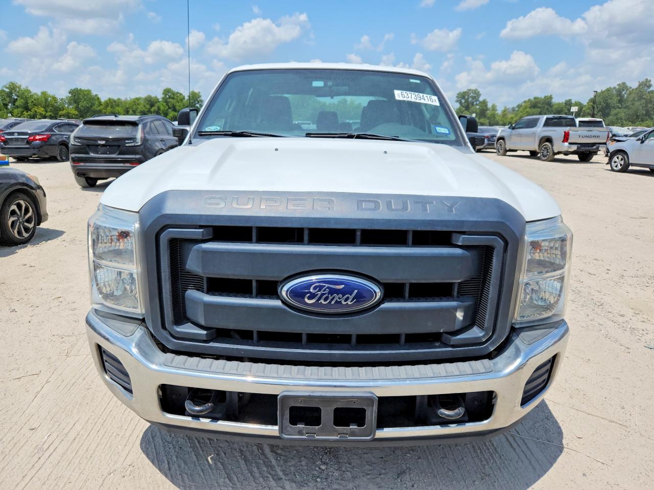 2015 Ford F250 Super Duty White vin: 1FT7W2A67FEB68547
