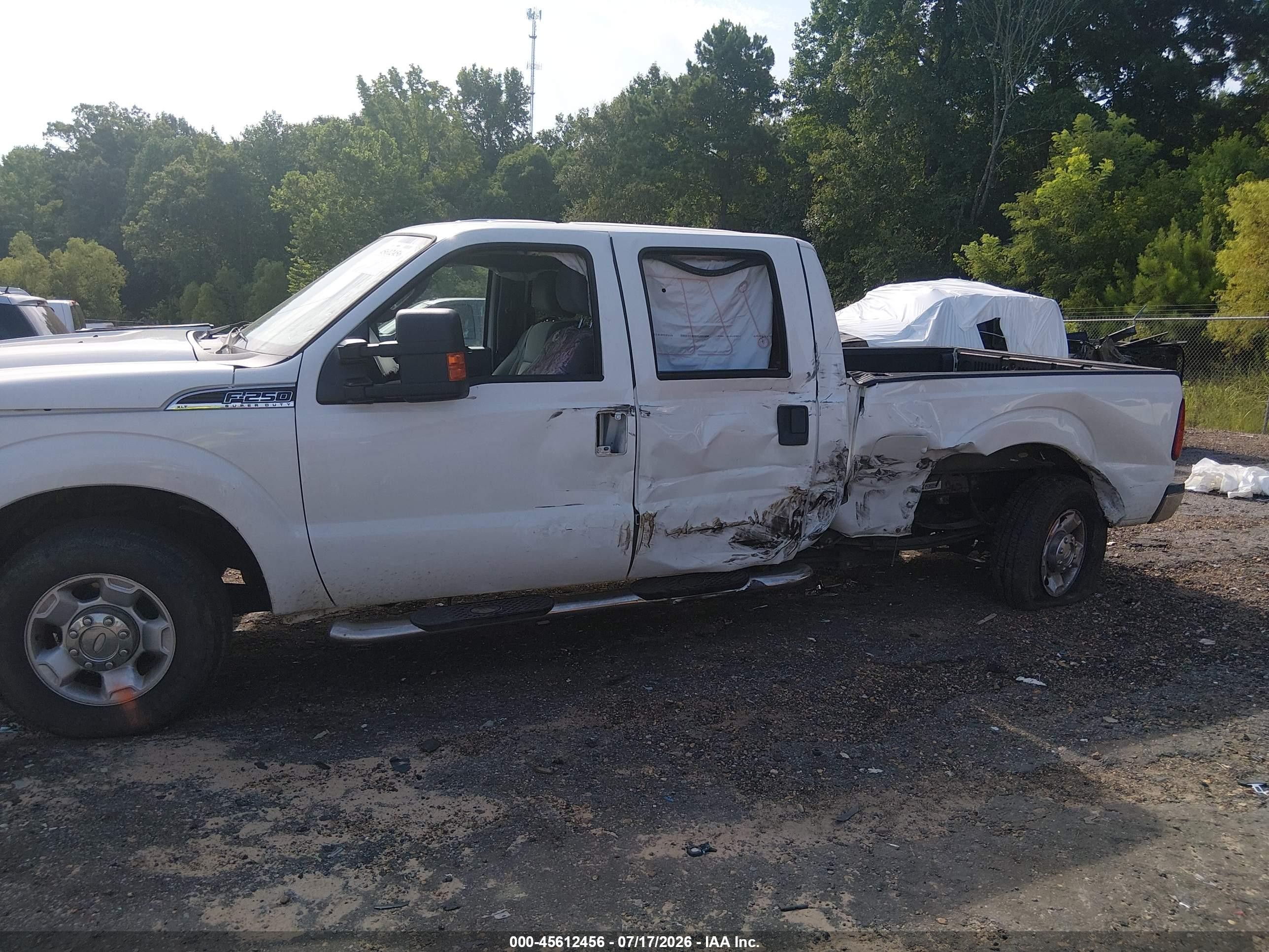 2011 Ford Super Duty F-250 Srw Xlt White vin: 1FT7W2A69BEB70097