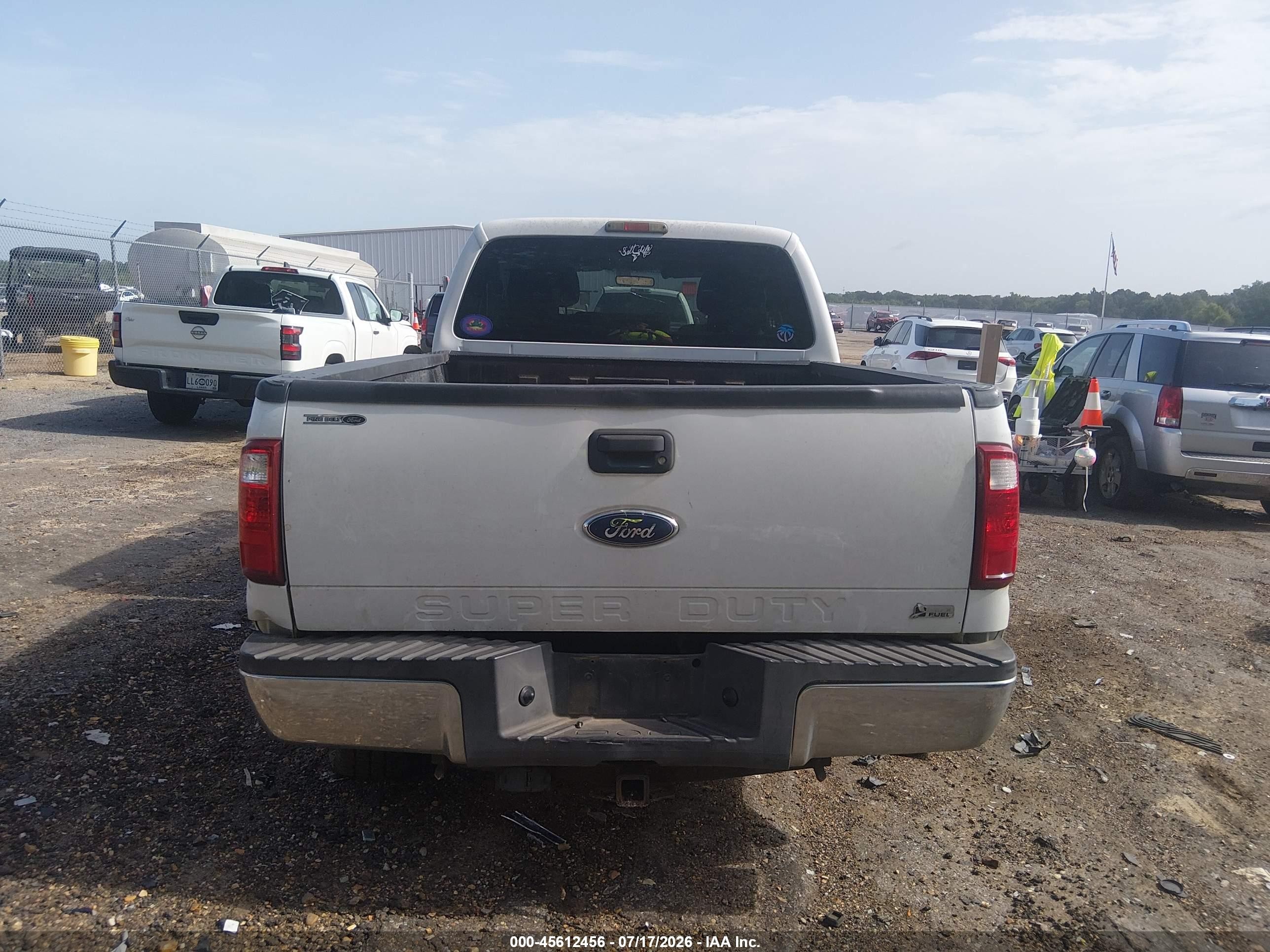 2011 Ford Super Duty F-250 Srw Xlt White vin: 1FT7W2A69BEB70097