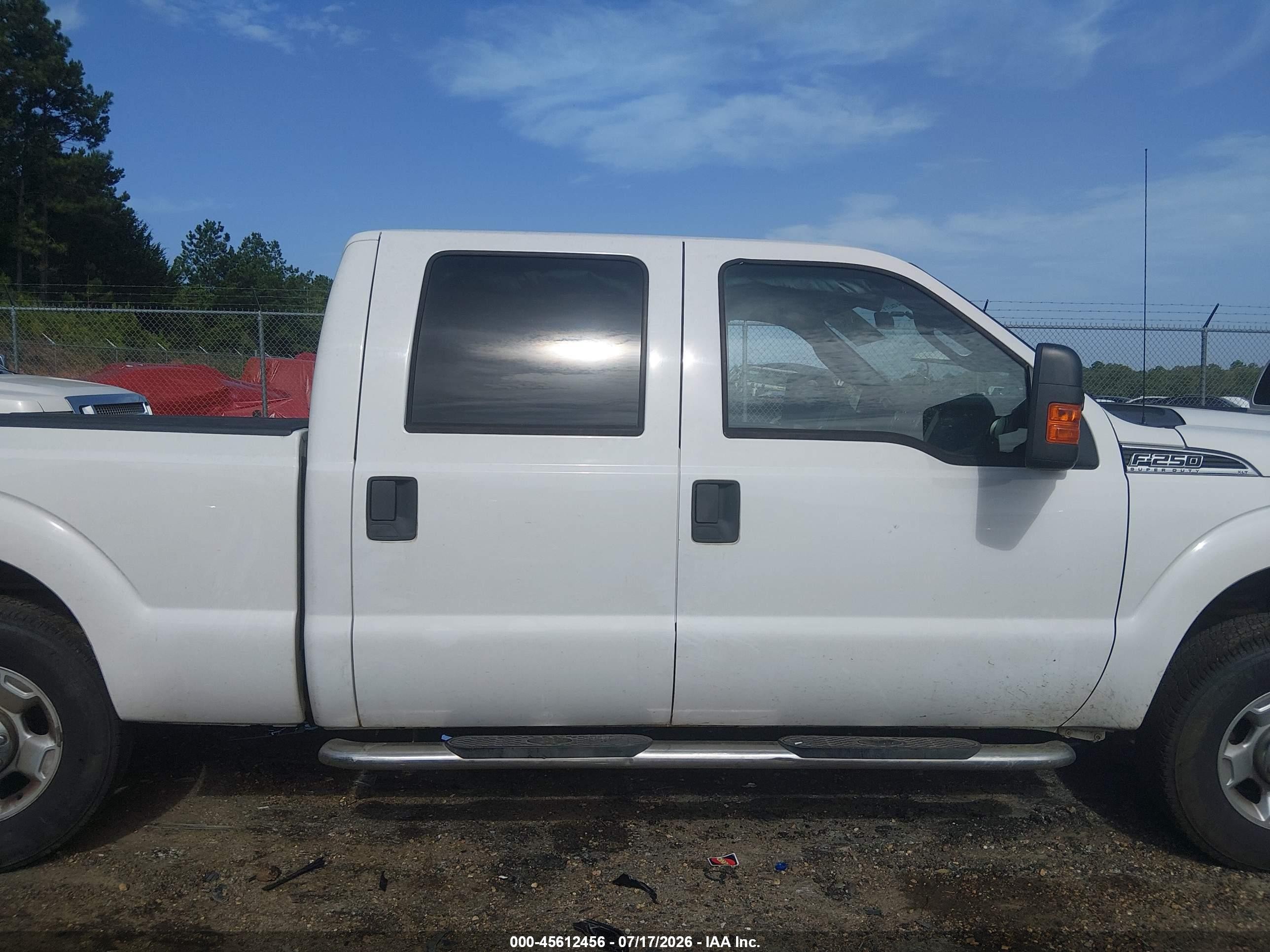 2011 Ford Super Duty F-250 Srw Xlt White vin: 1FT7W2A69BEB70097