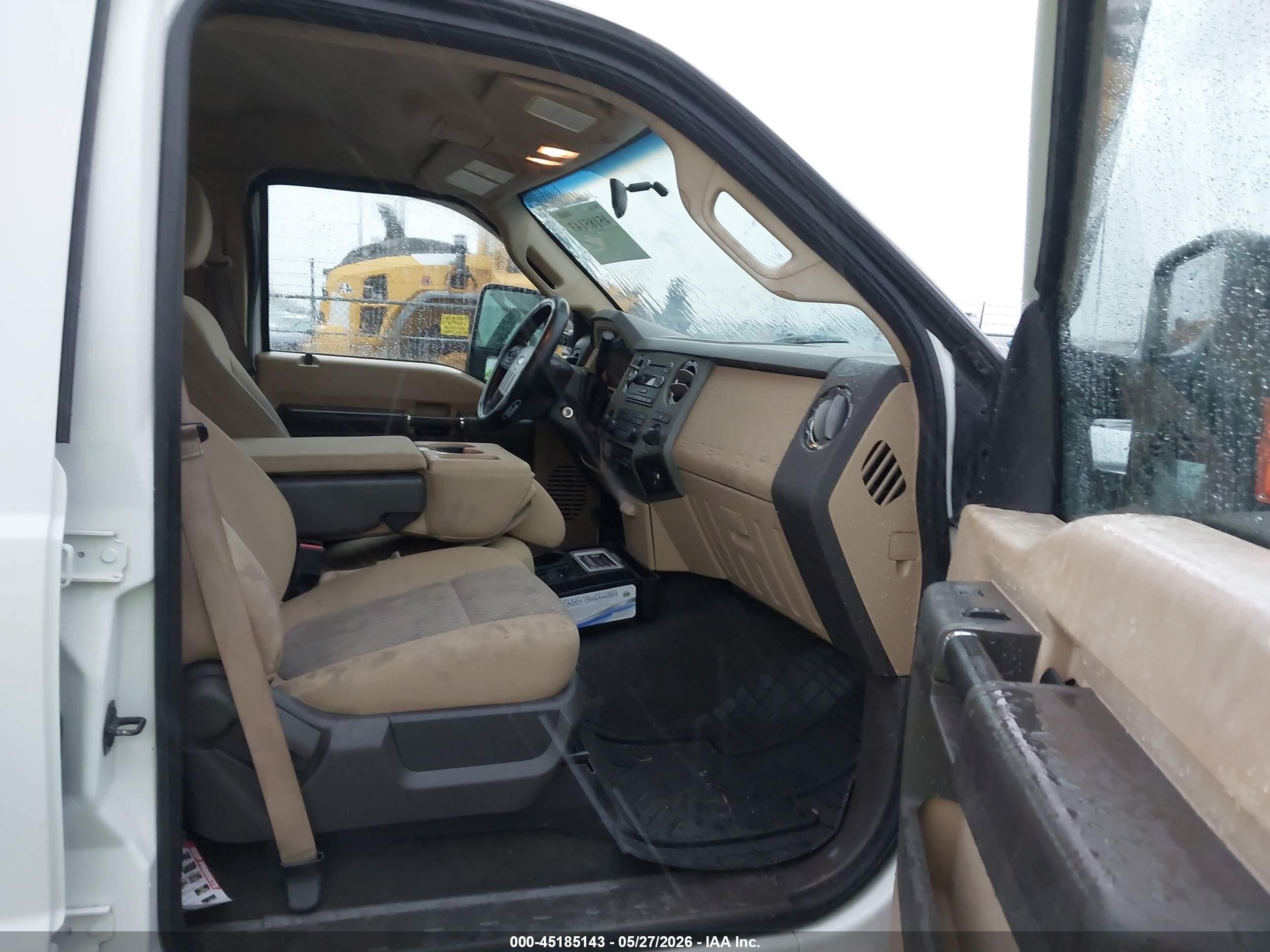 2011 Ford F-250 Xlt White vin: 1FT7W2A69BEB71668