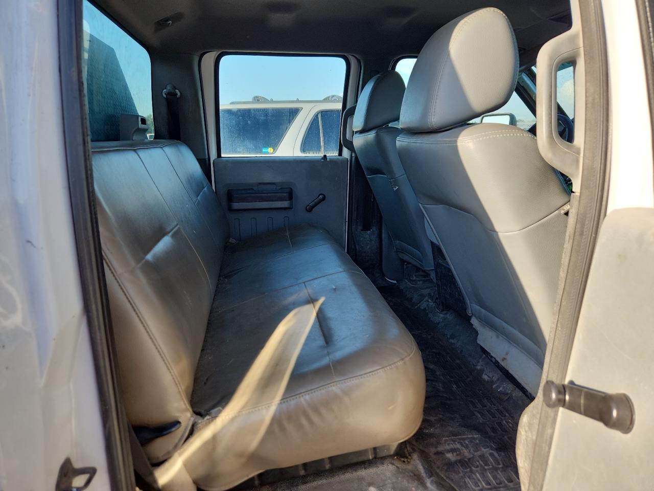 2012 Ford F250 Super Duty White vin: 1FT7W2A69CEA23733