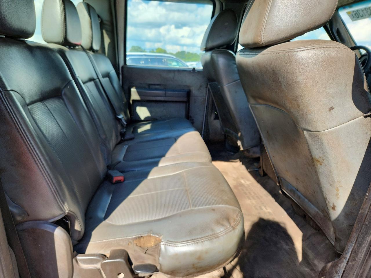 2011 Ford F250 Super Duty Белый vin: 1FT7W2A6XBEC48421