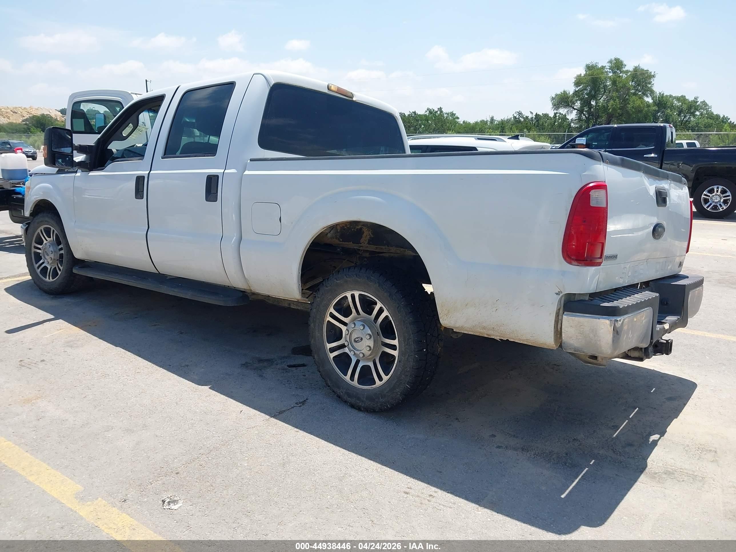 2011 Ford F-250 Xl White vin: 1FT7W2A6XBEC68684