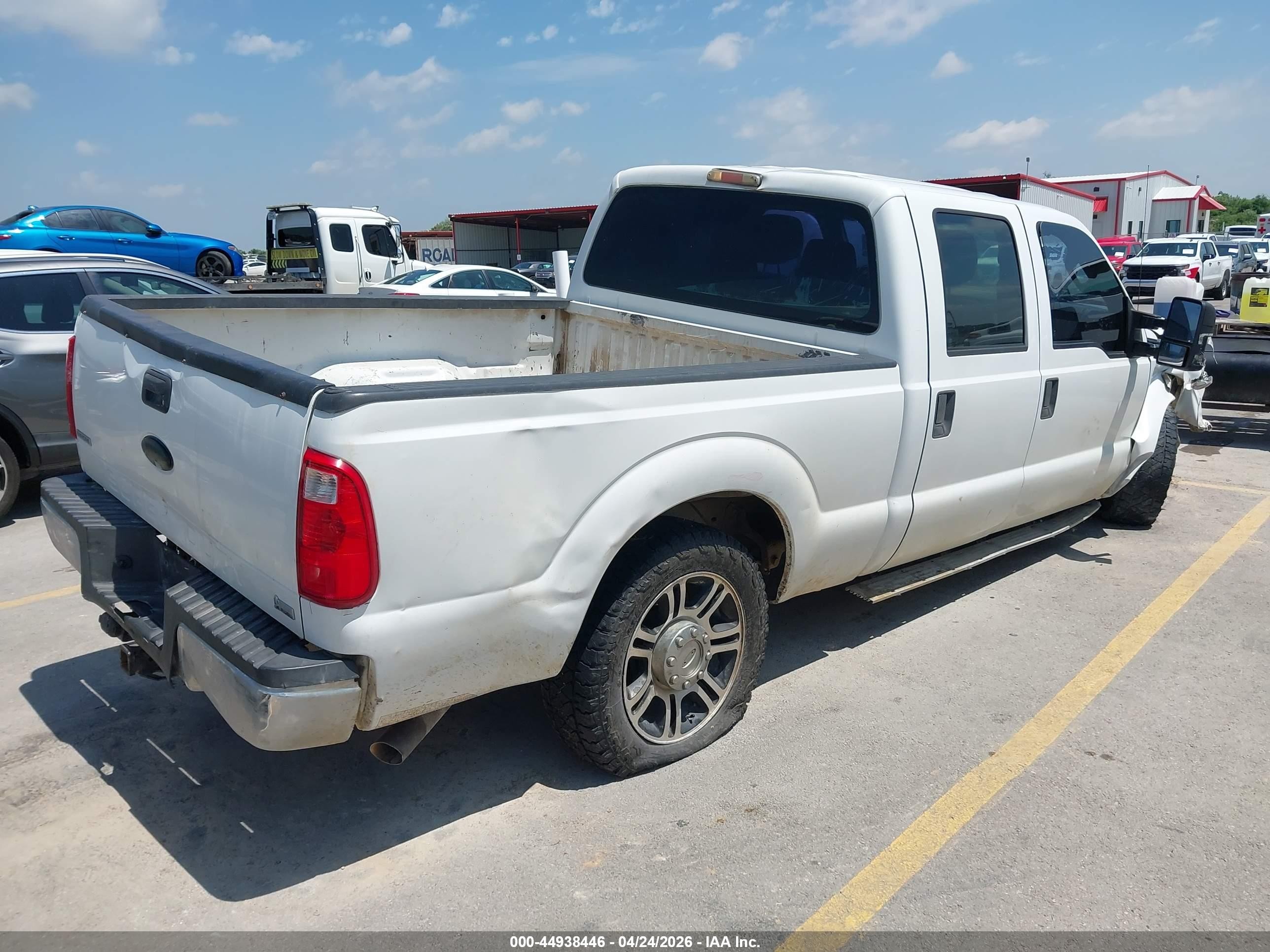 2011 Ford F-250 Xl White vin: 1FT7W2A6XBEC68684
