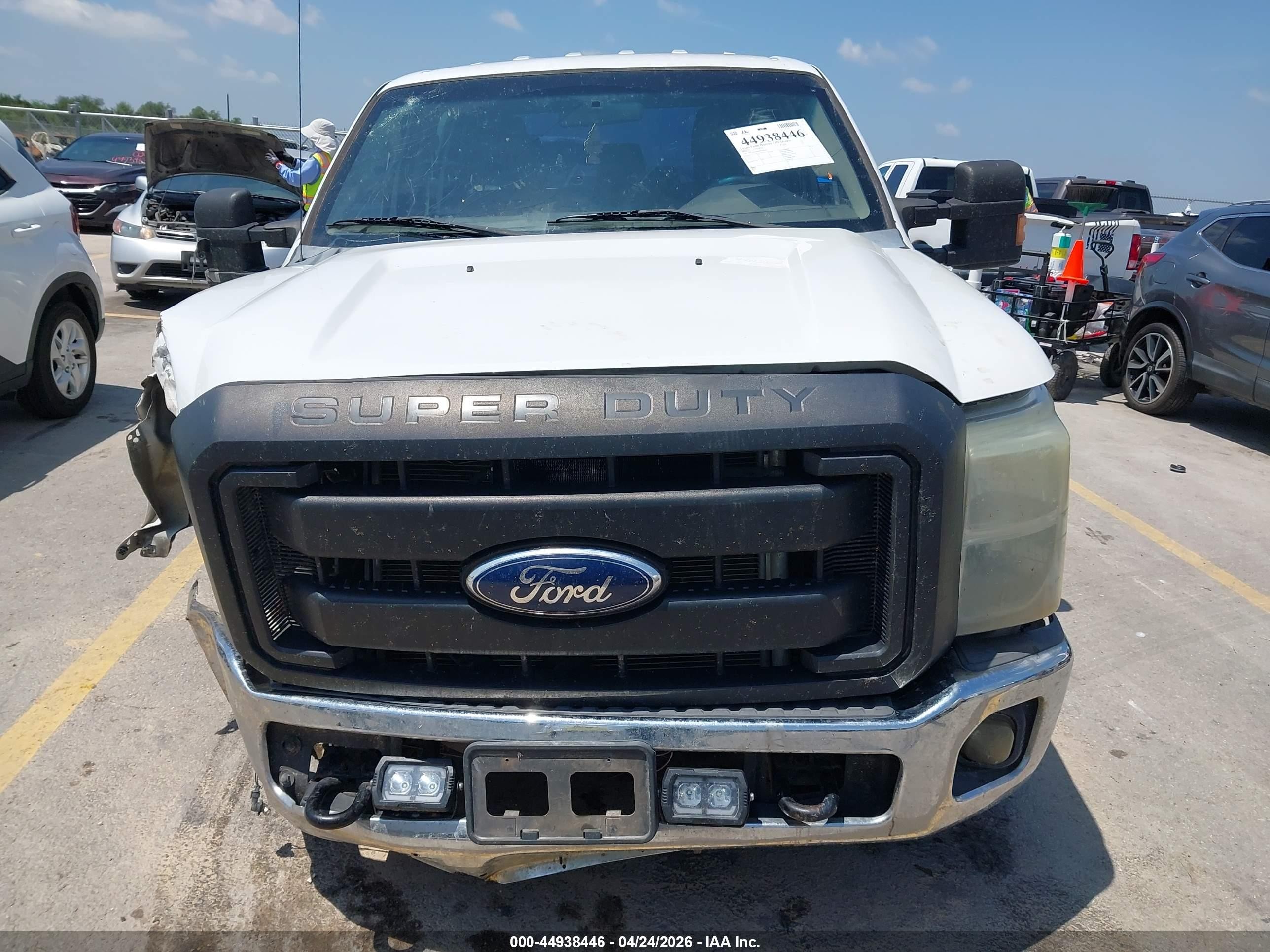 2011 Ford F-250 Xl White vin: 1FT7W2A6XBEC68684