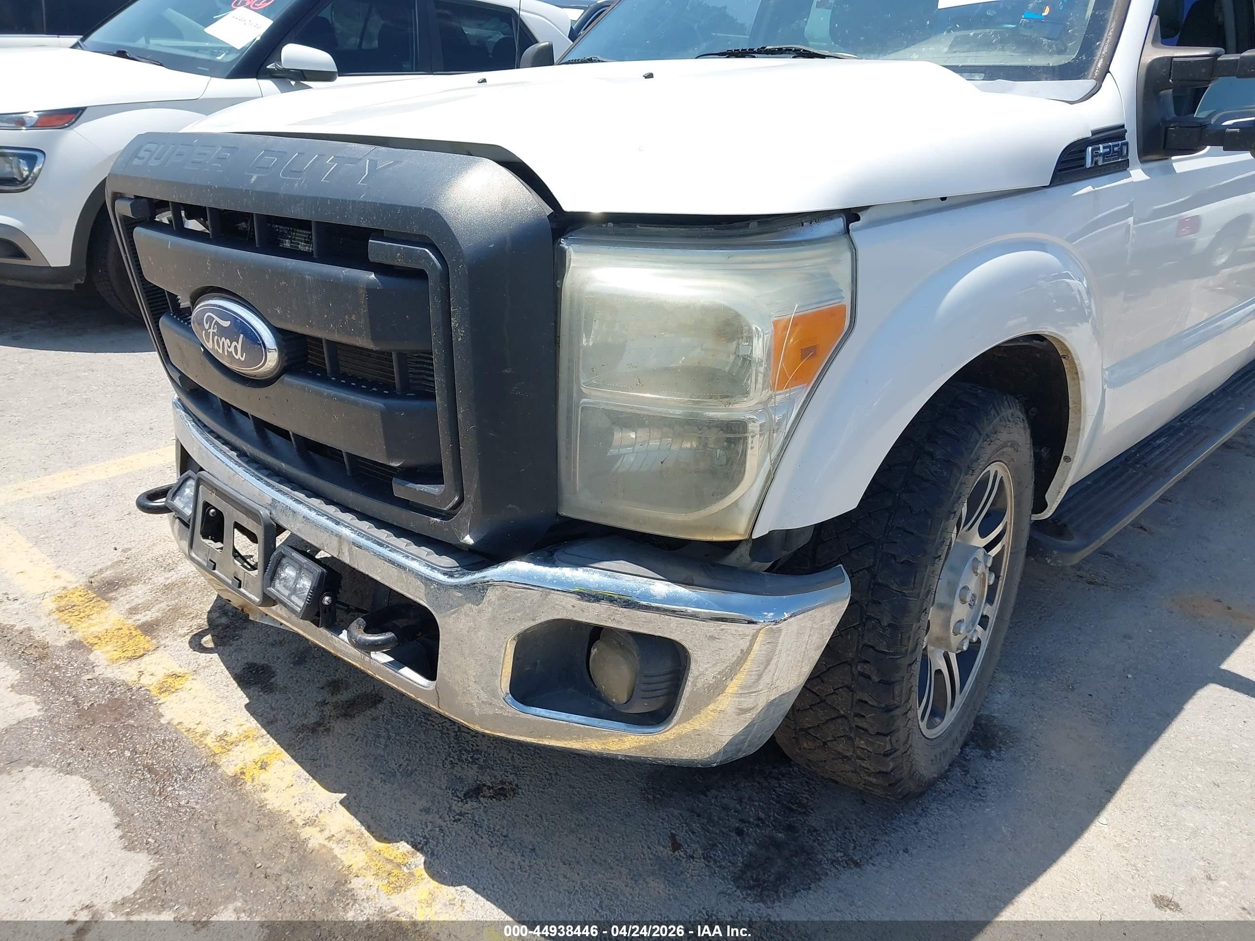 2011 Ford F-250 Xl White vin: 1FT7W2A6XBEC68684