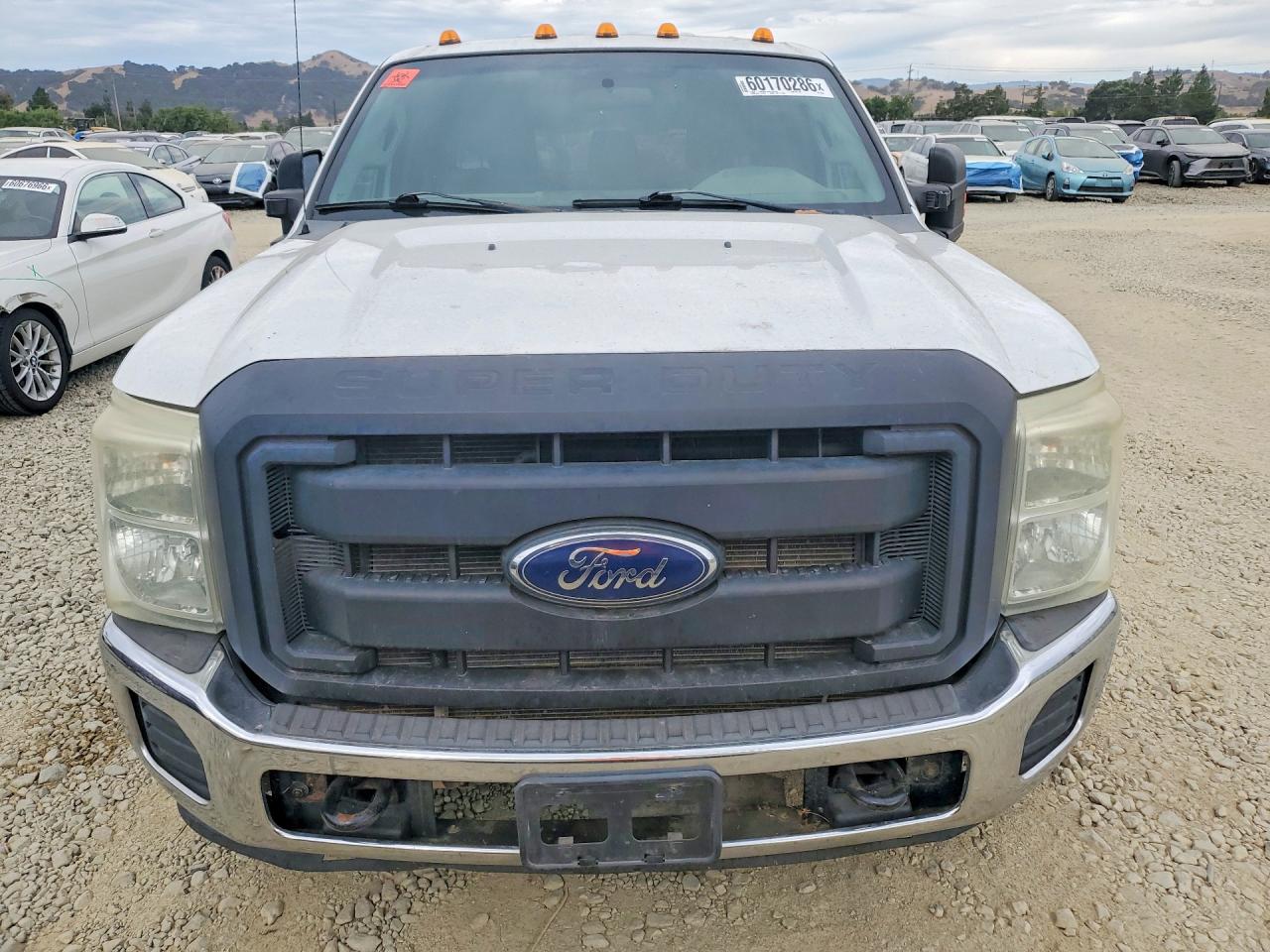 2013 Ford F250 Super Duty Белый vin: 1FT7W2AT2DEB25382