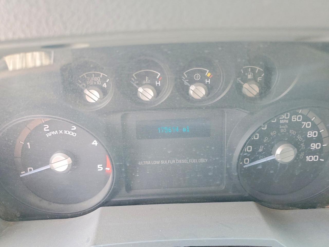 2013 Ford F250 Super Duty Белый vin: 1FT7W2AT2DEB25382